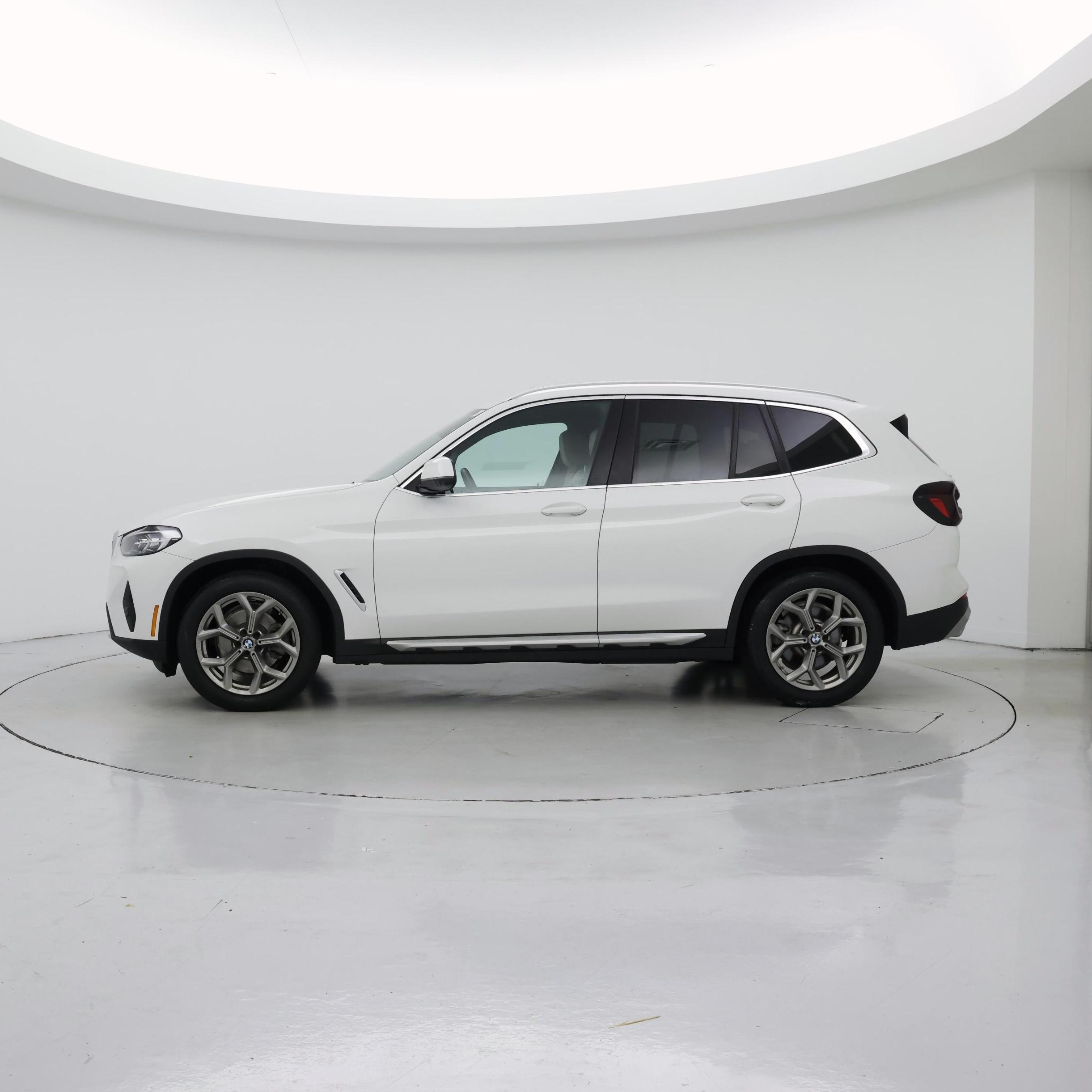 Thumbnail: 2022 BMW X3 - 3