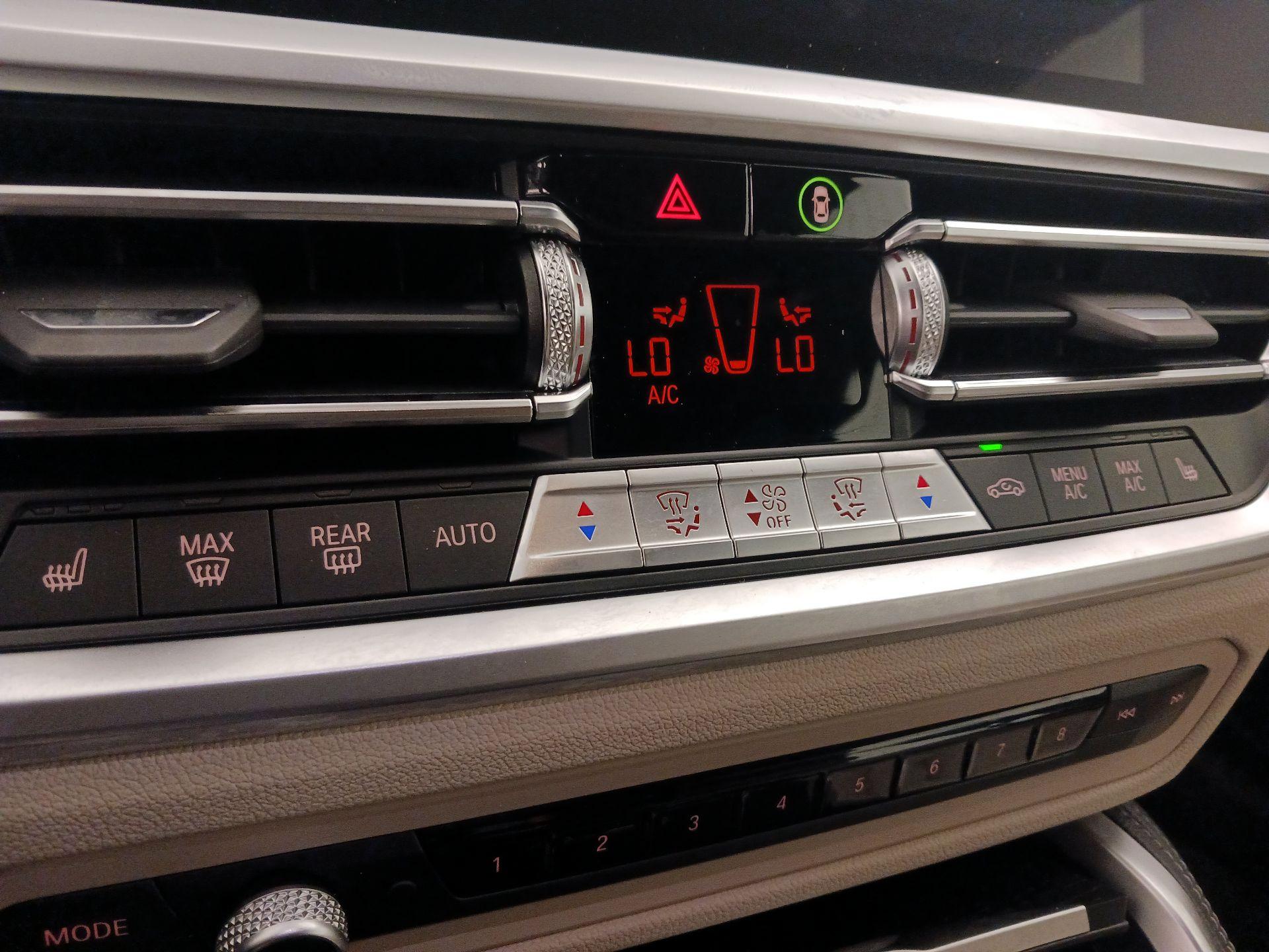 Thumbnail: 2022 BMW 4 Series - 17