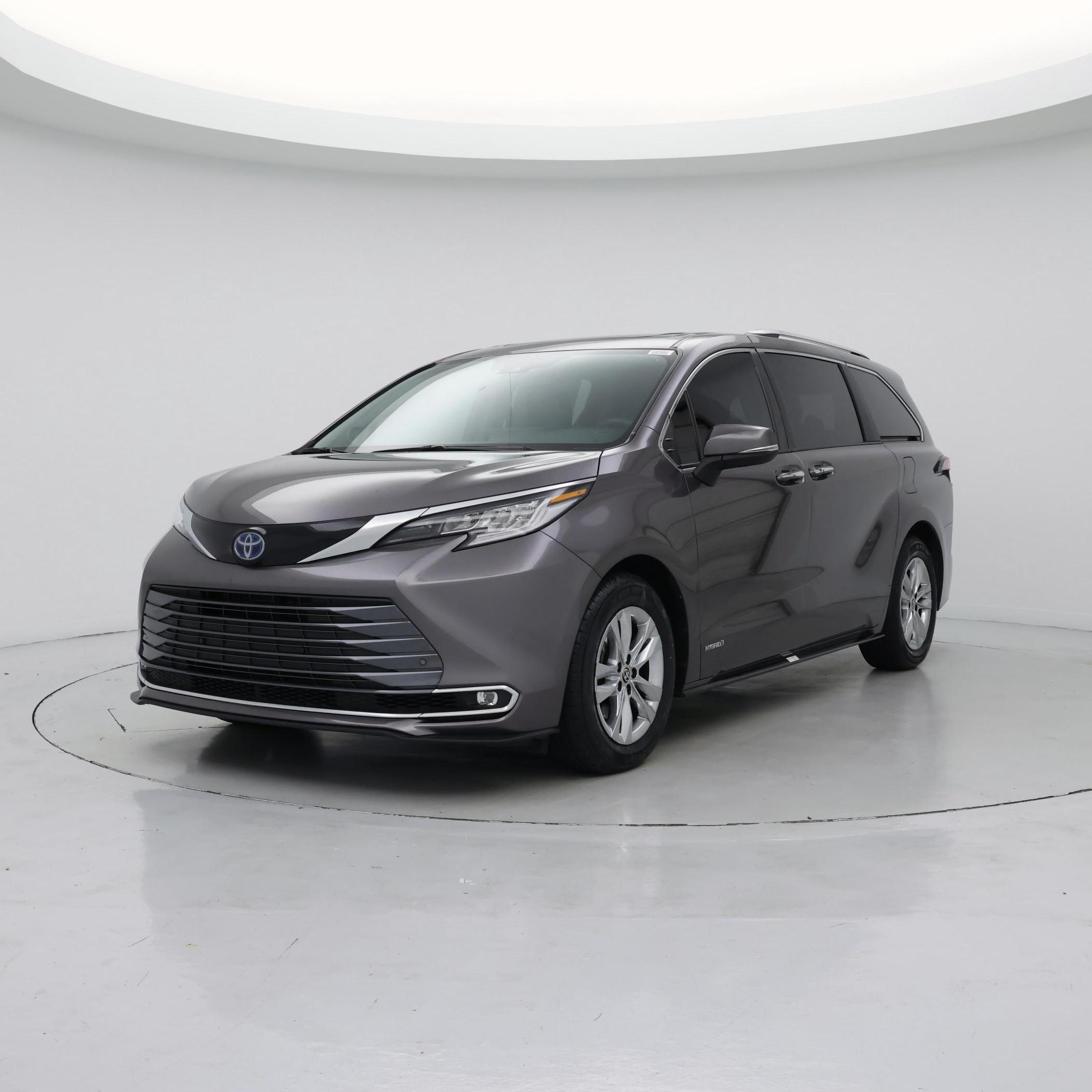 Thumbnail: 2021 Toyota Sienna - 4