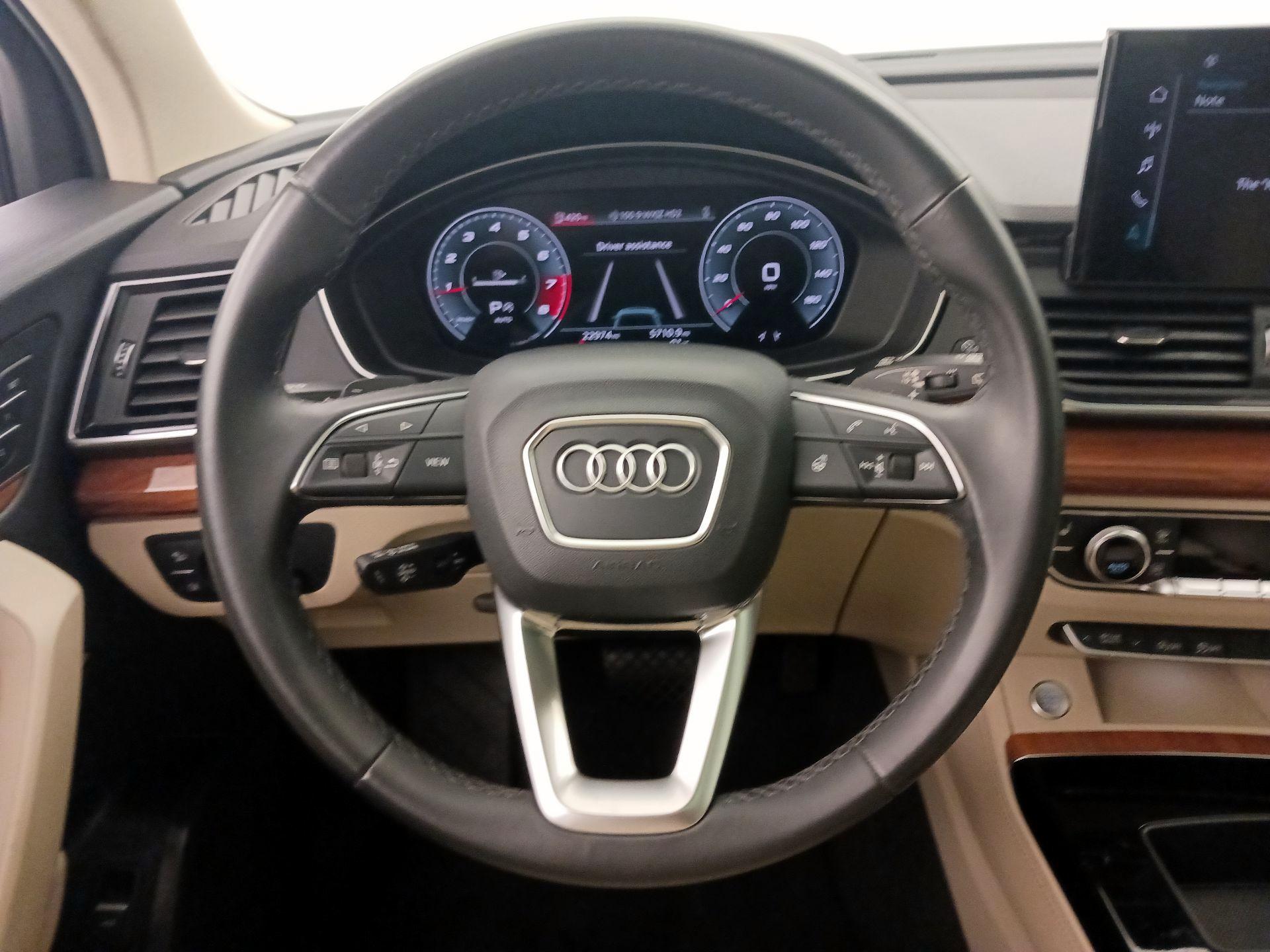 Thumbnail: 2021 Audi Q5 - 10