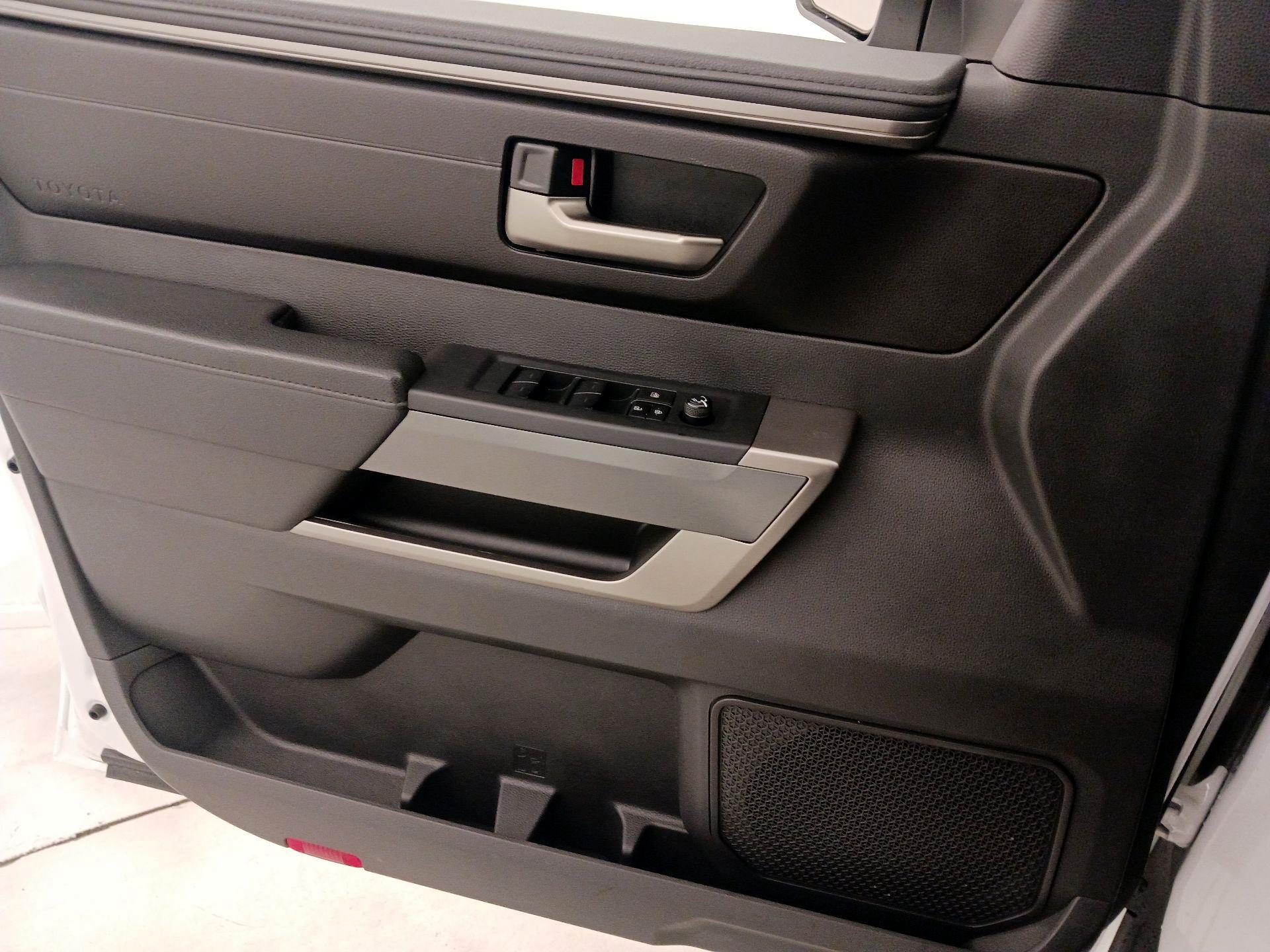 Thumbnail: 2024 Toyota Tundra - 12