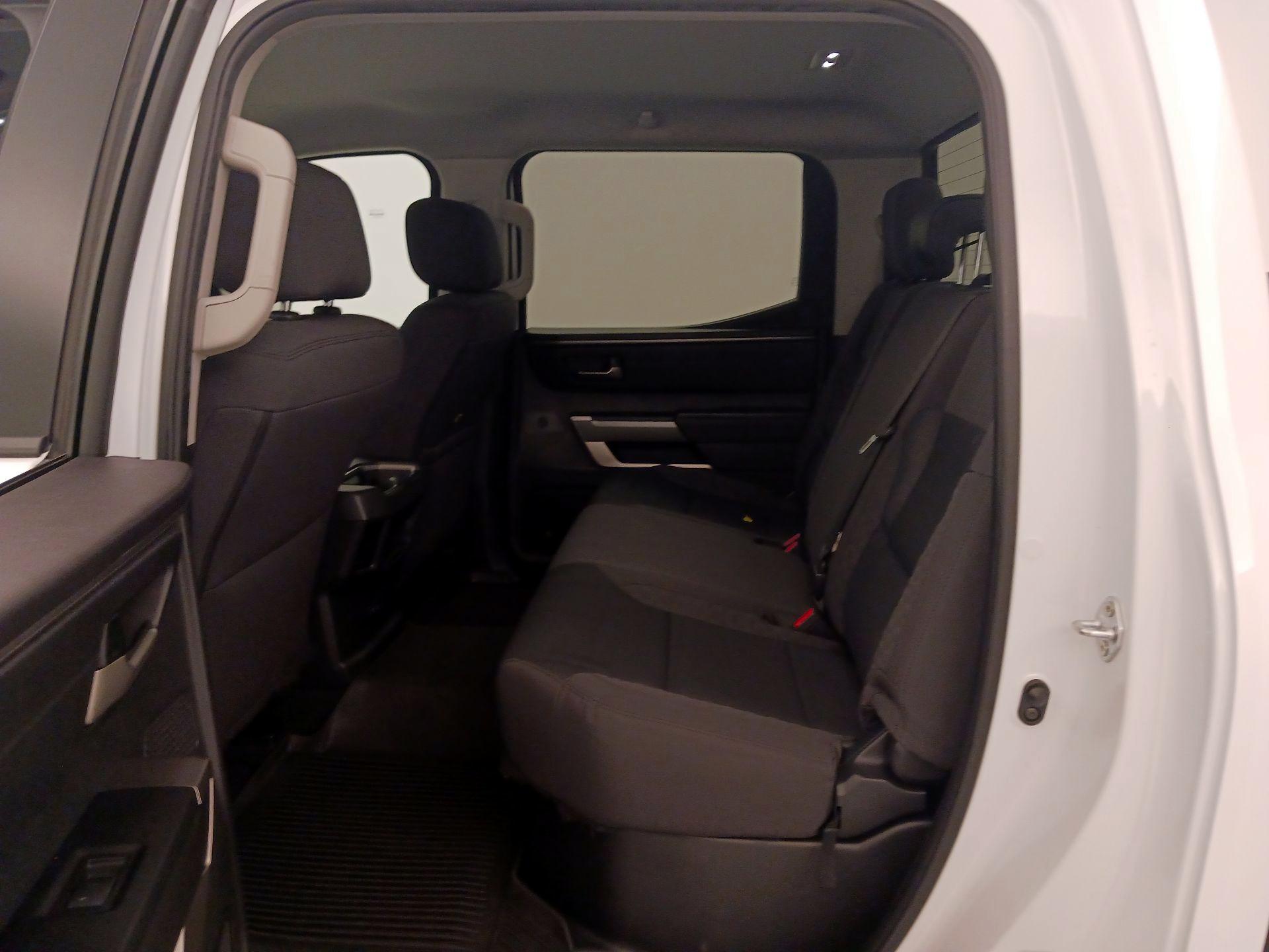 Thumbnail: 2024 Toyota Tundra - 19