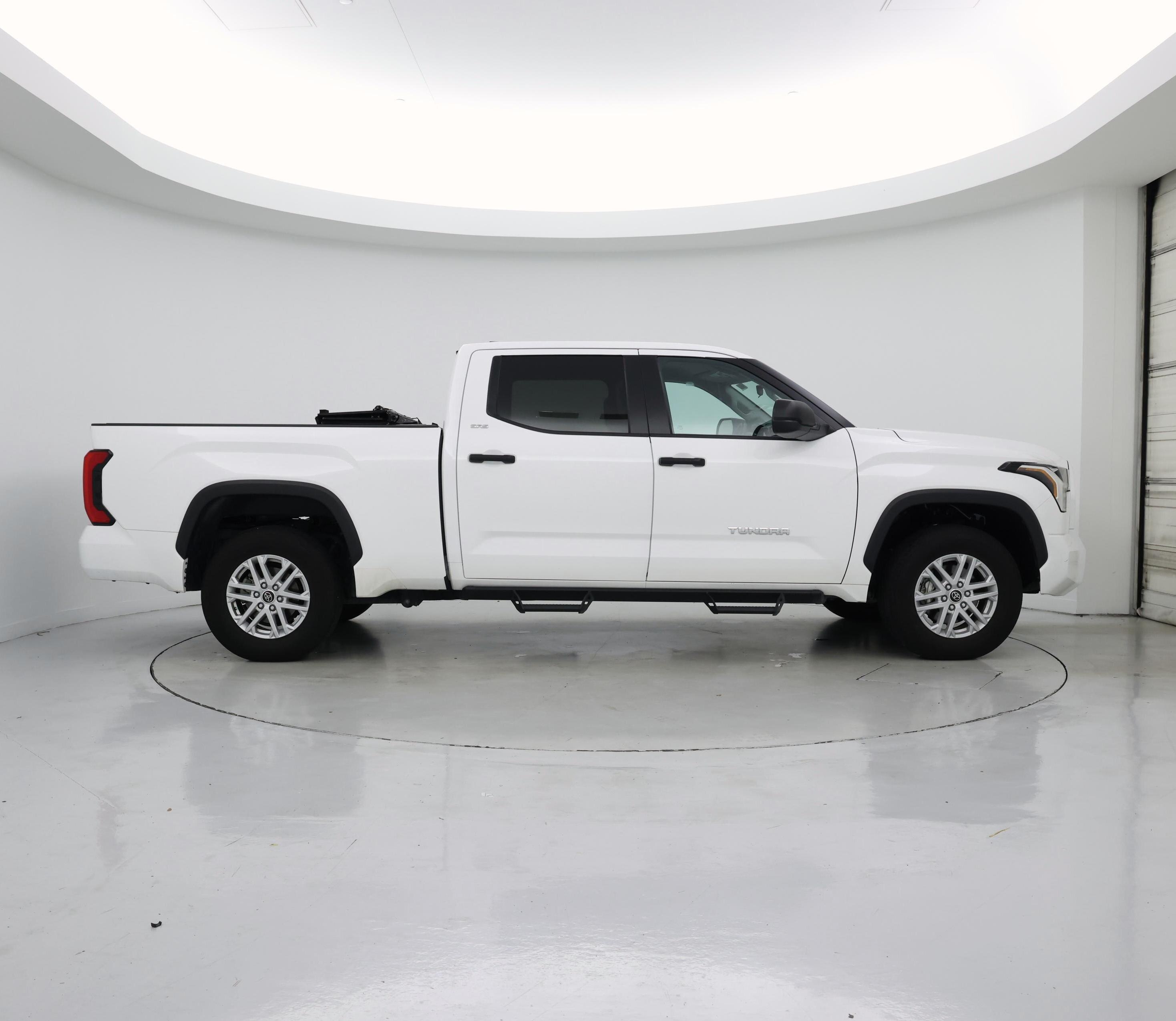 Thumbnail: 2024 Toyota Tundra - 7