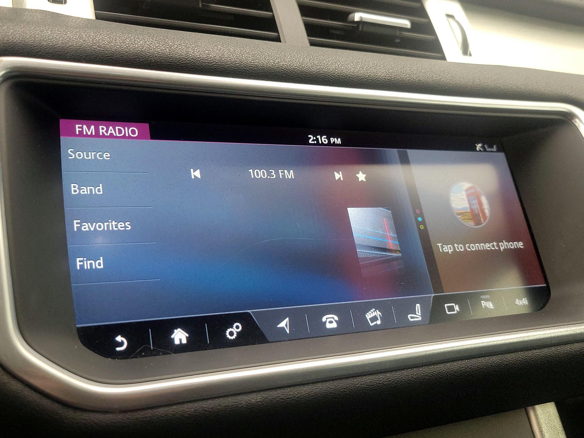 Thumbnail: 2017 Land Rover Range Rover Evoque - 16