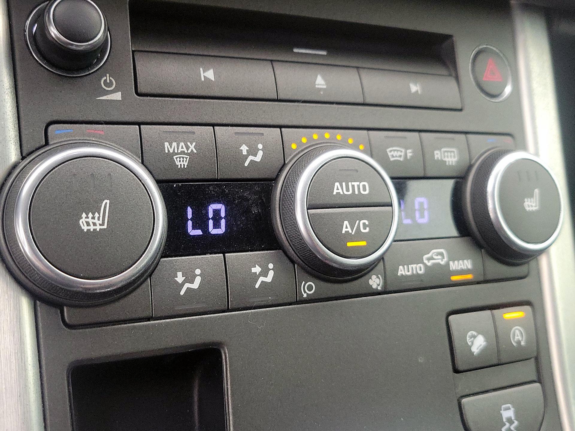 Thumbnail: 2017 Land Rover Range Rover Evoque - 17