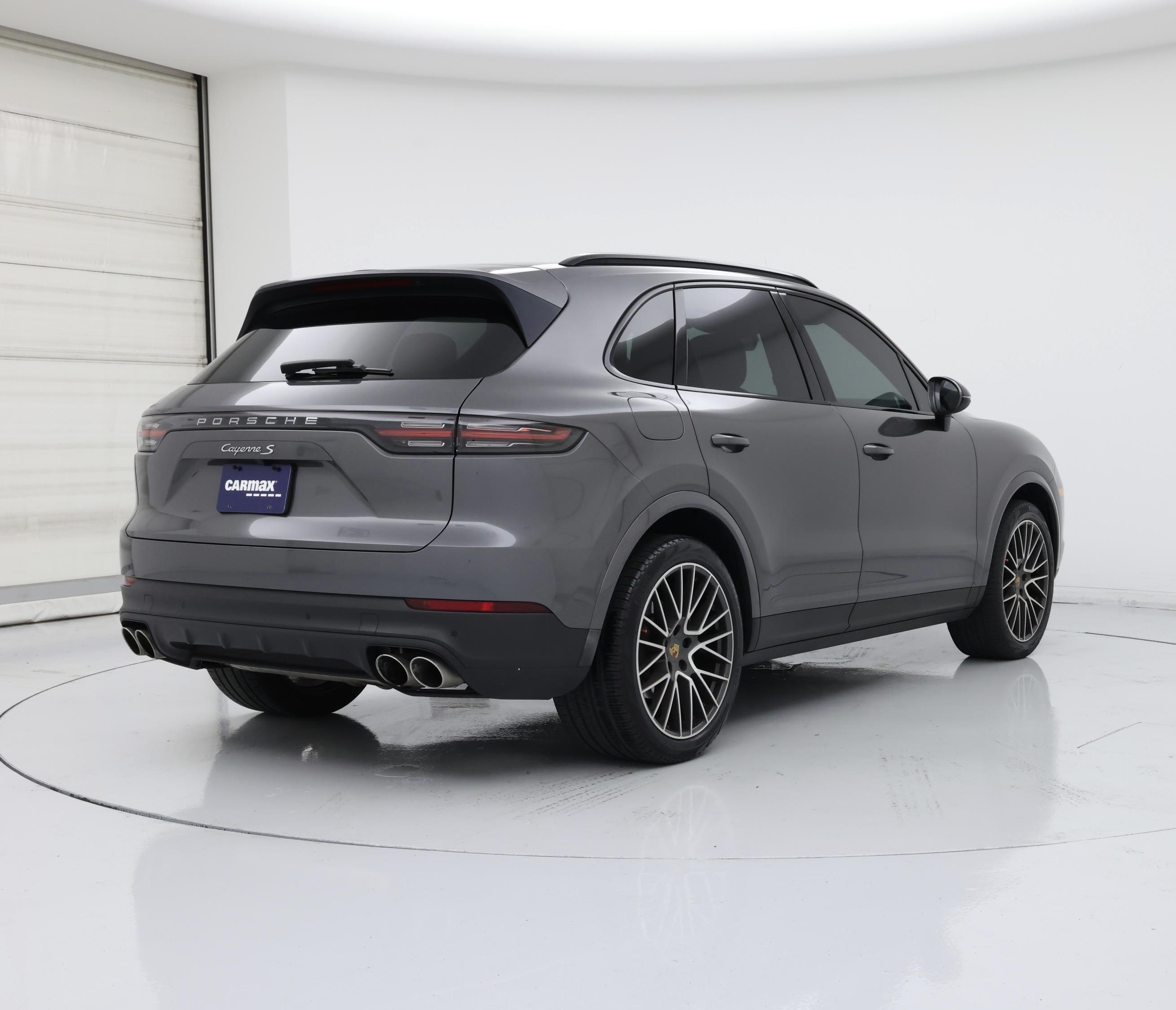 Thumbnail: 2019 Porsche Cayenne - 8
