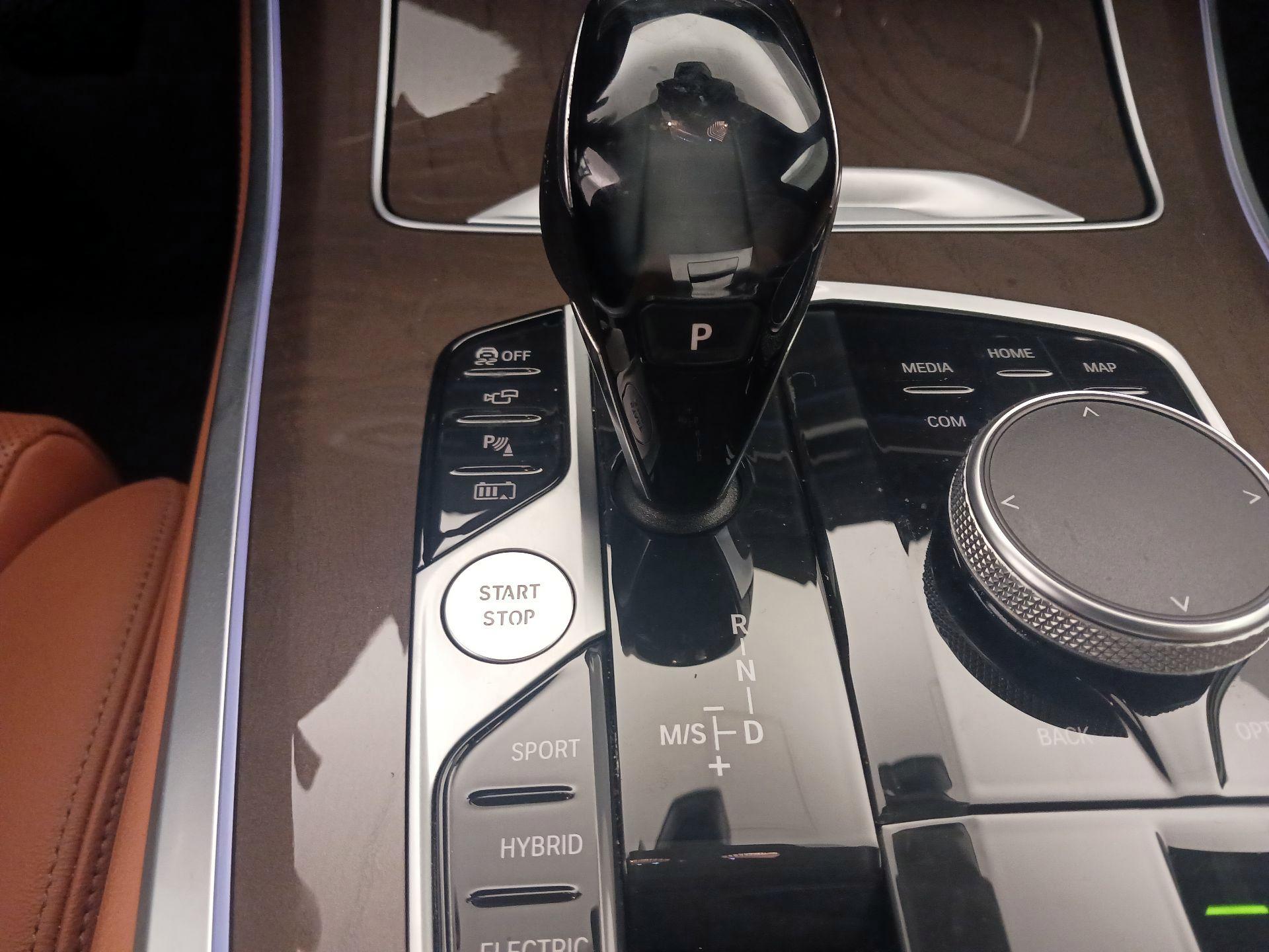 Thumbnail: 2021 BMW X5 - 18