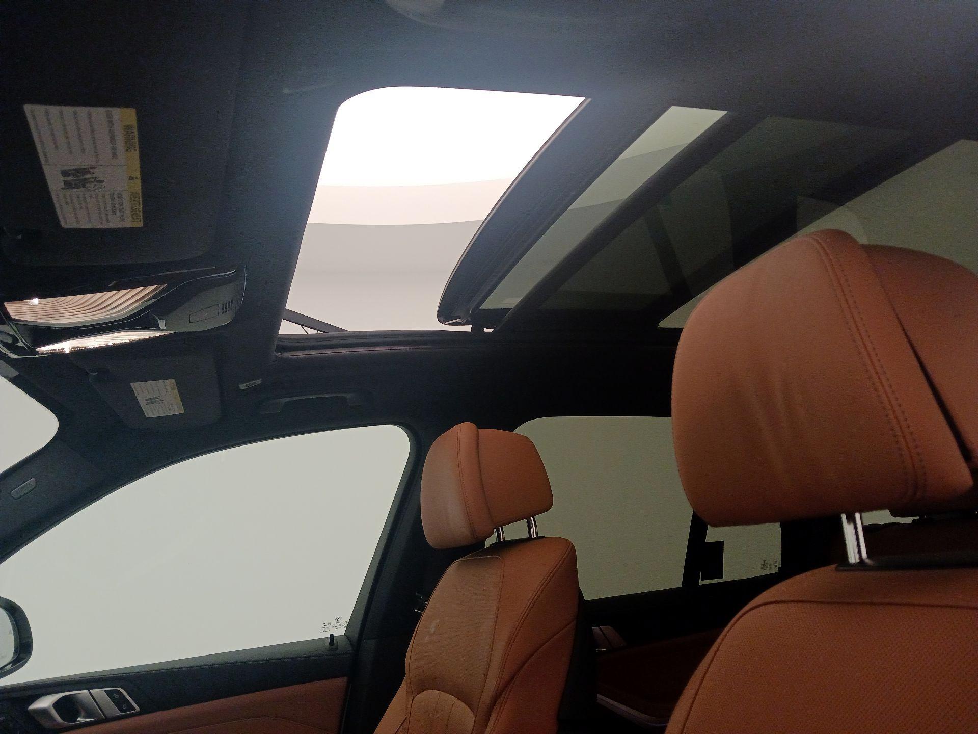 Thumbnail: 2021 BMW X5 - 20
