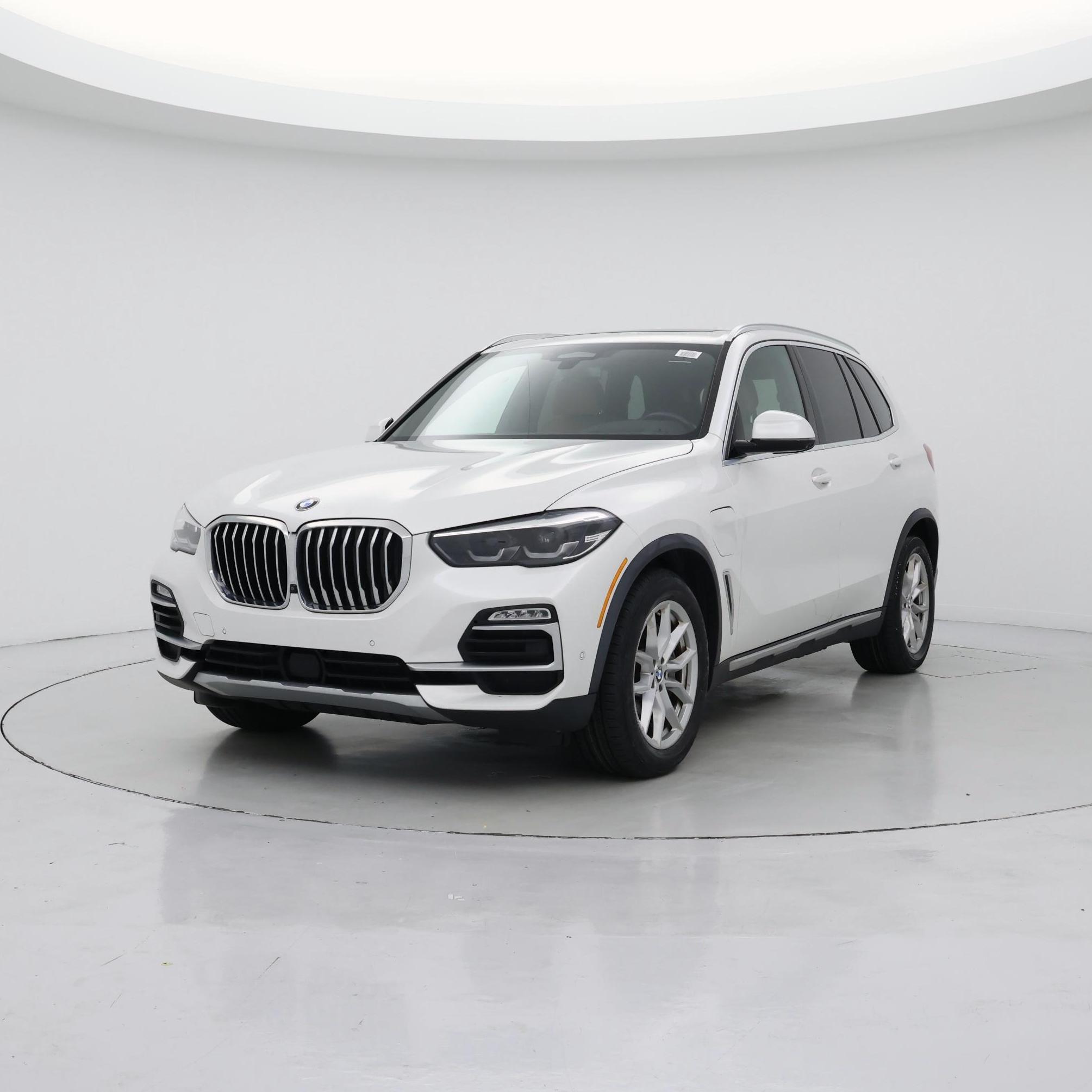 Thumbnail: 2021 BMW X5 - 4