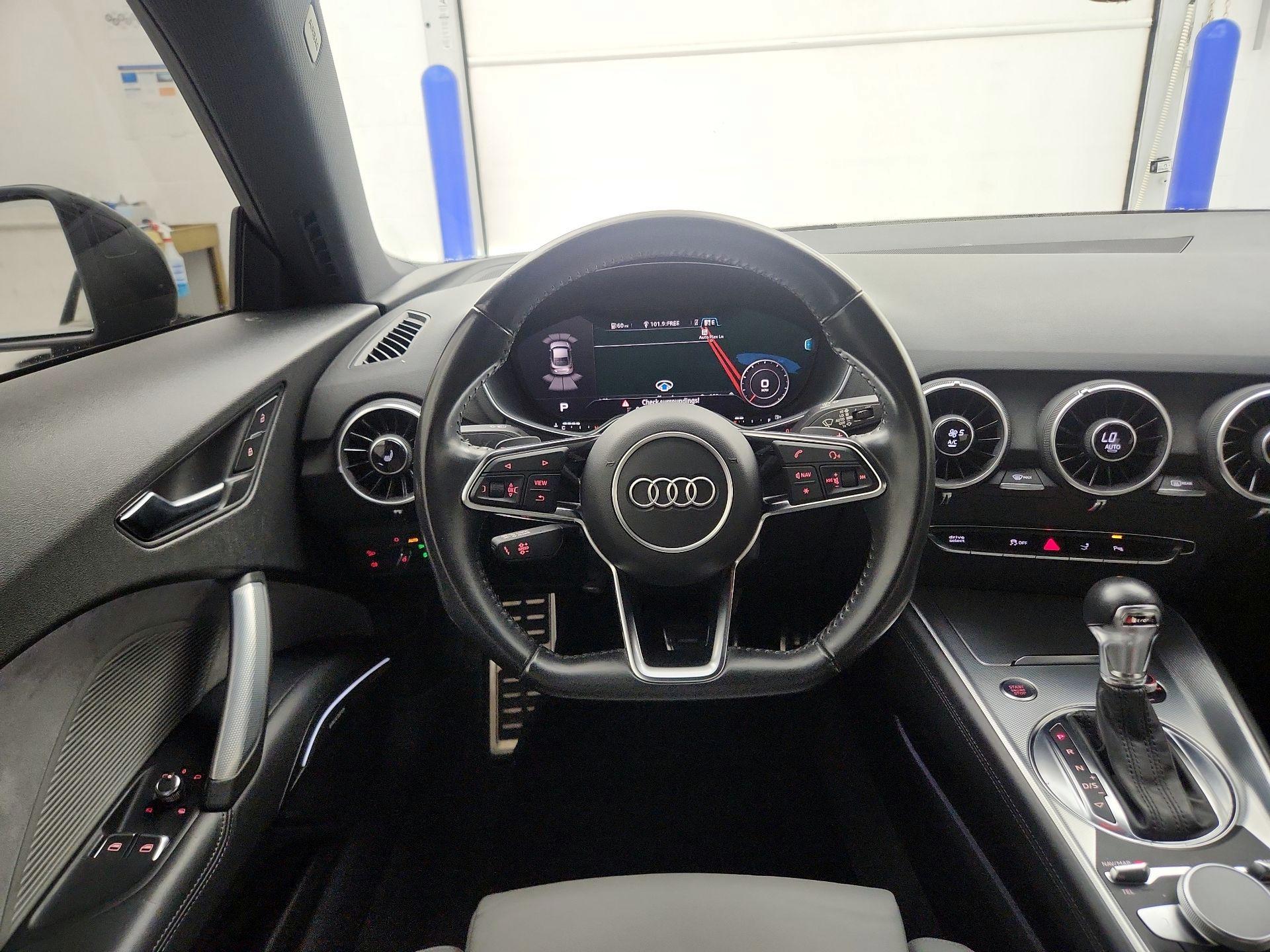 Thumbnail: 2017 Audi TT - 10