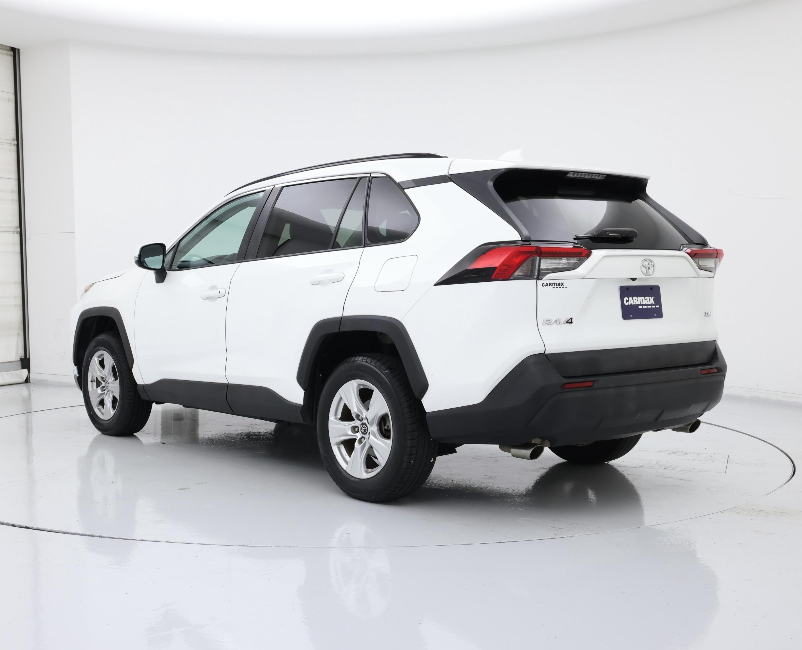 Thumbnail: 2019 Toyota RAV4 - 2