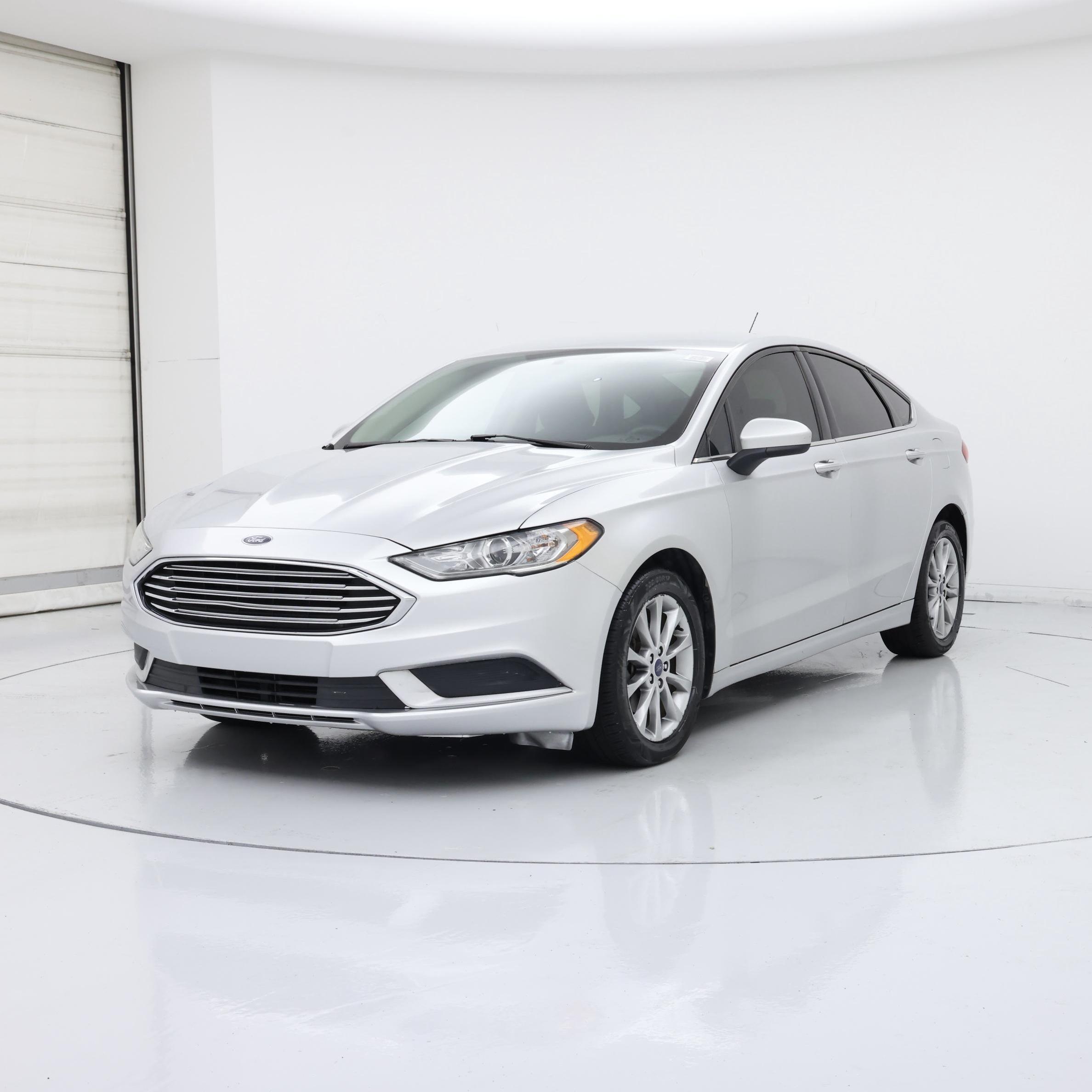Thumbnail: 2017 Ford Fusion - 4