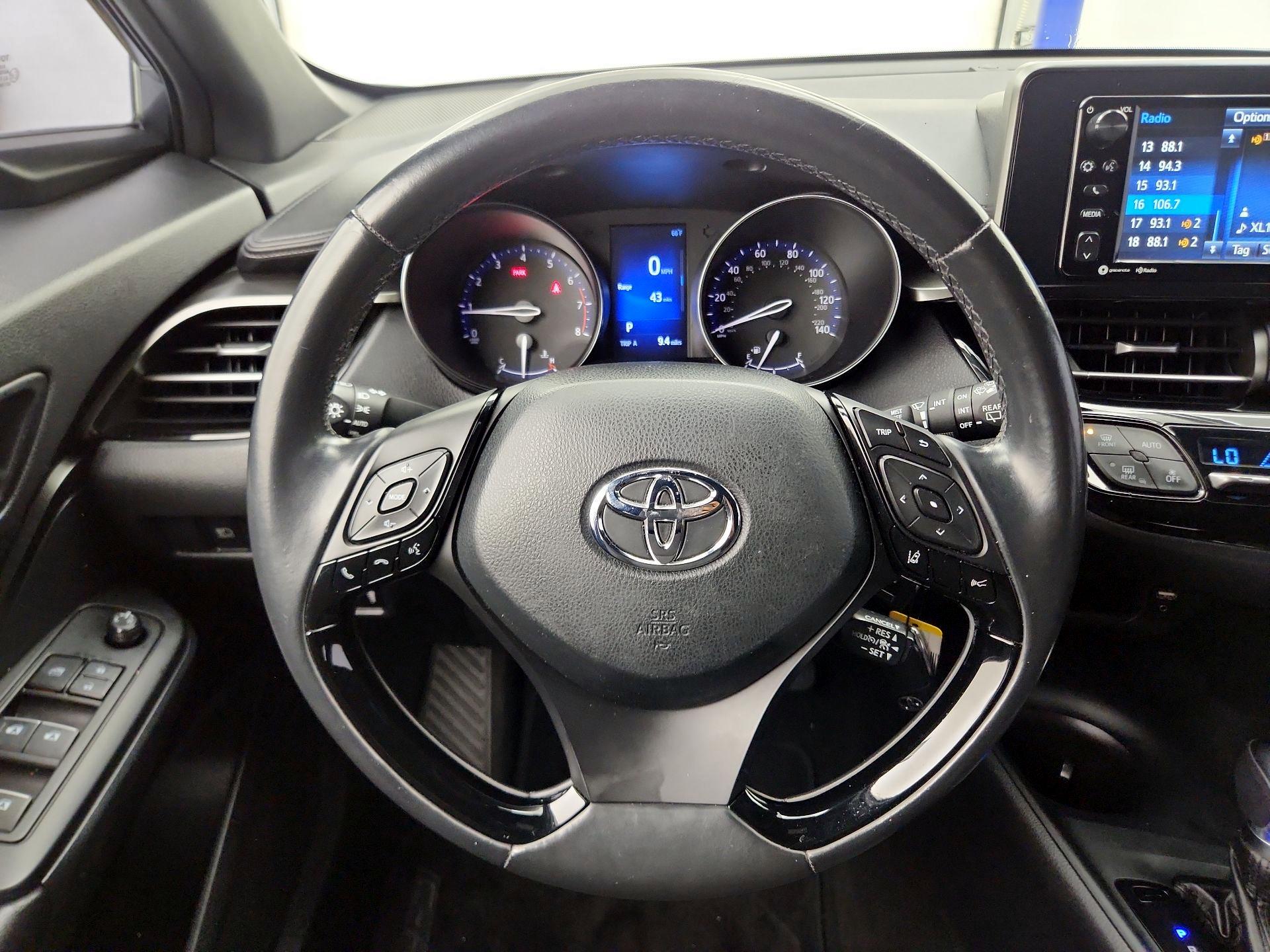 Thumbnail: 2018 Toyota C-HR - 10