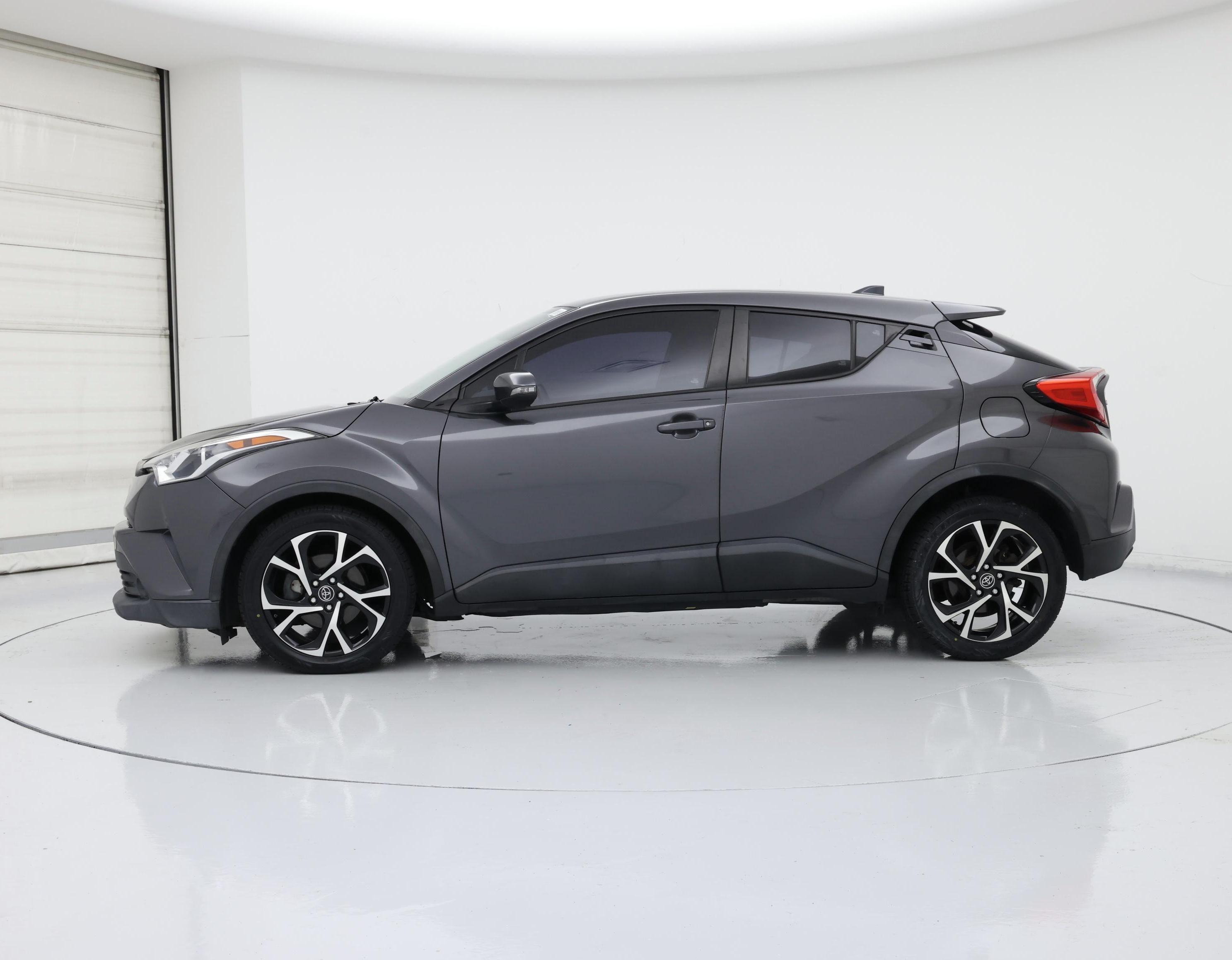 Thumbnail: 2018 Toyota C-HR - 3