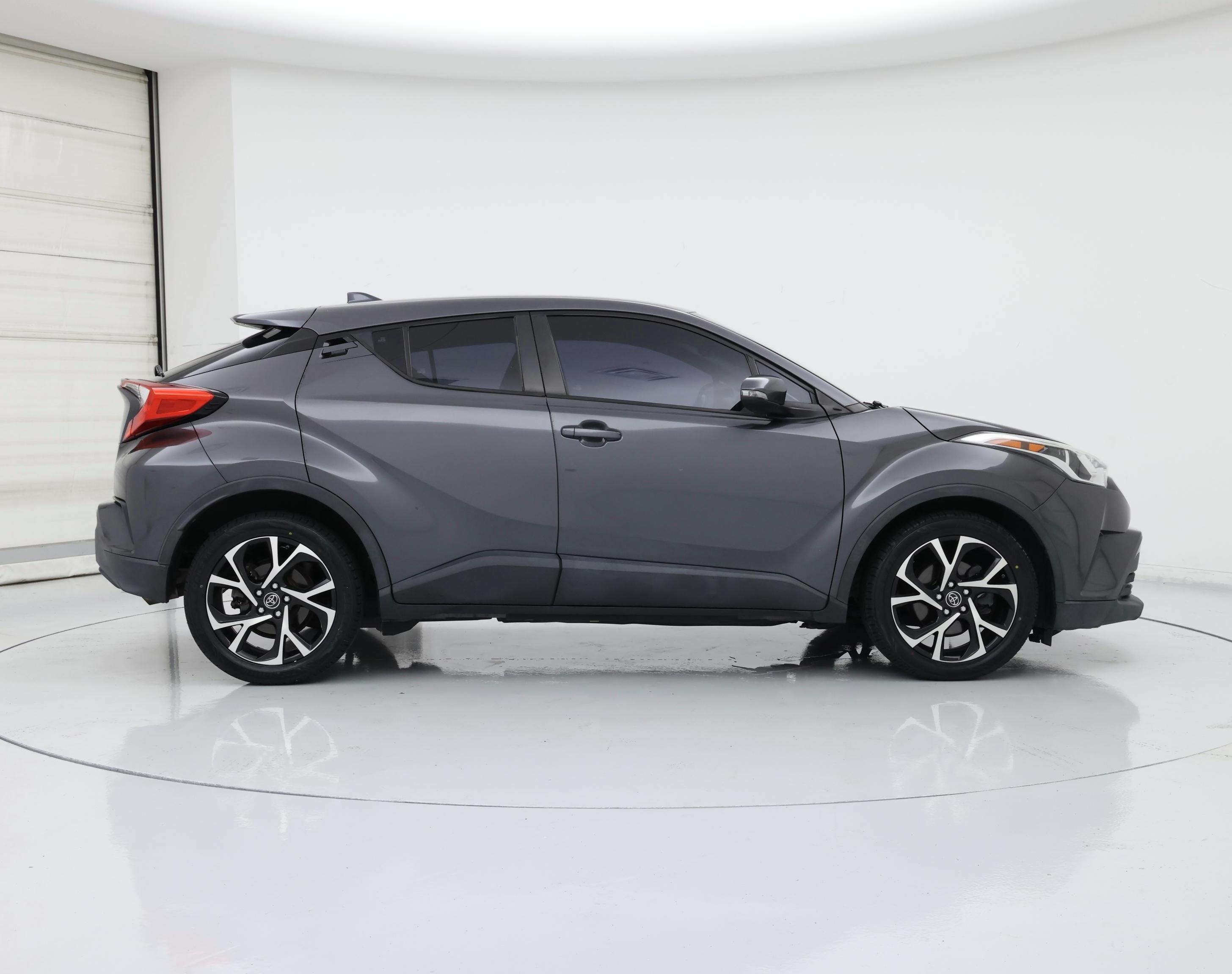 Thumbnail: 2018 Toyota C-HR - 7