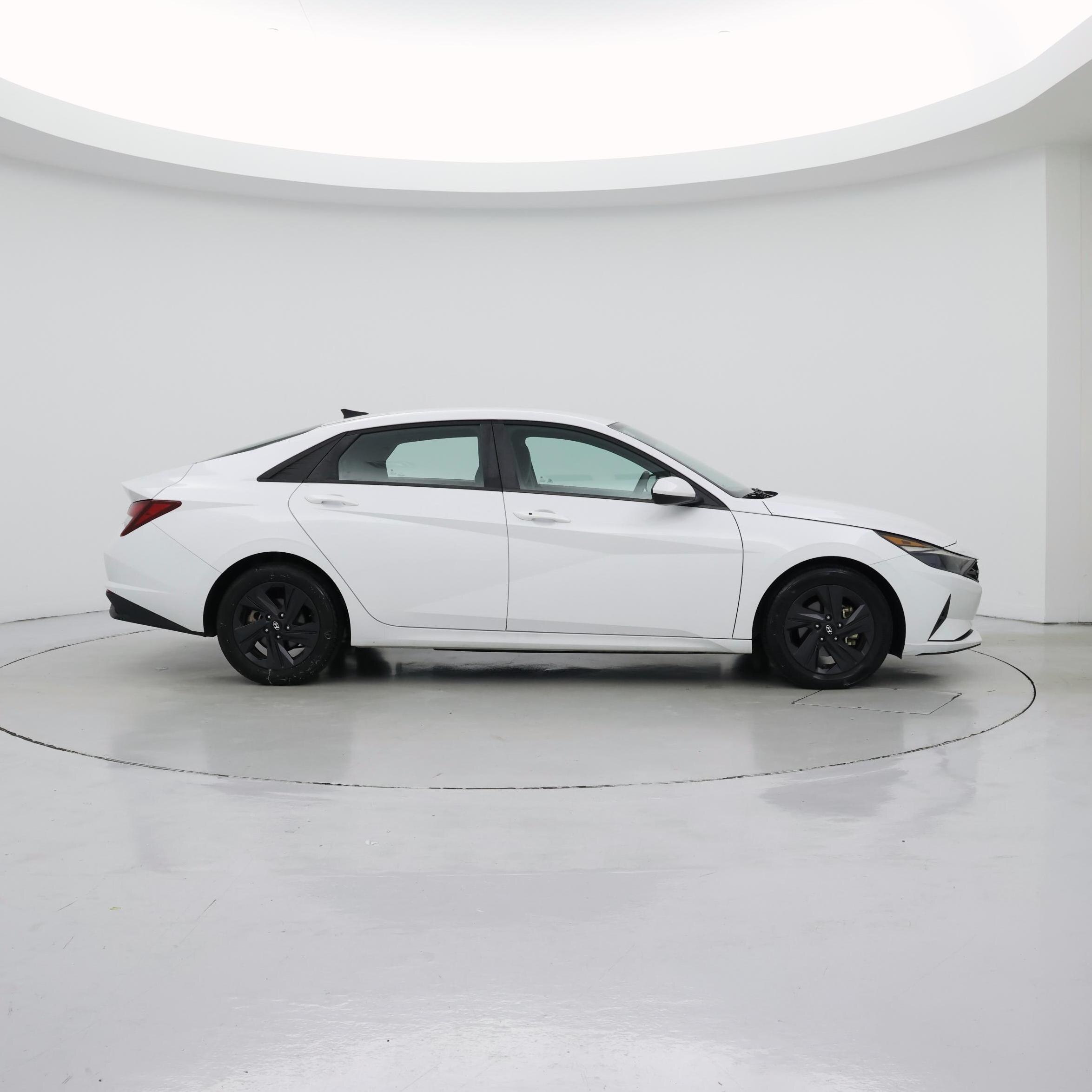 Thumbnail: 2023 Hyundai Elantra - 7