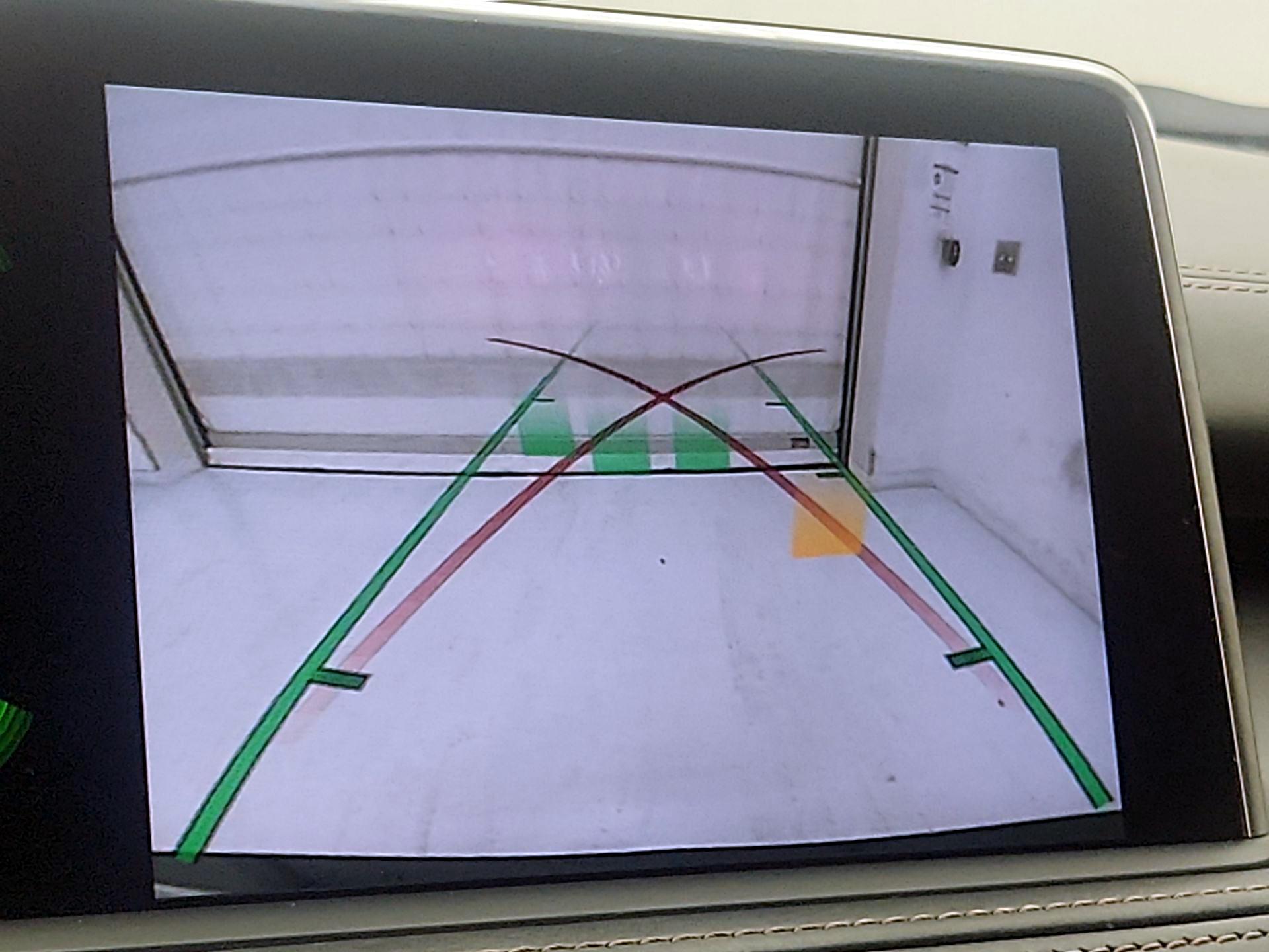 Thumbnail: 2018 BMW X5 - 15