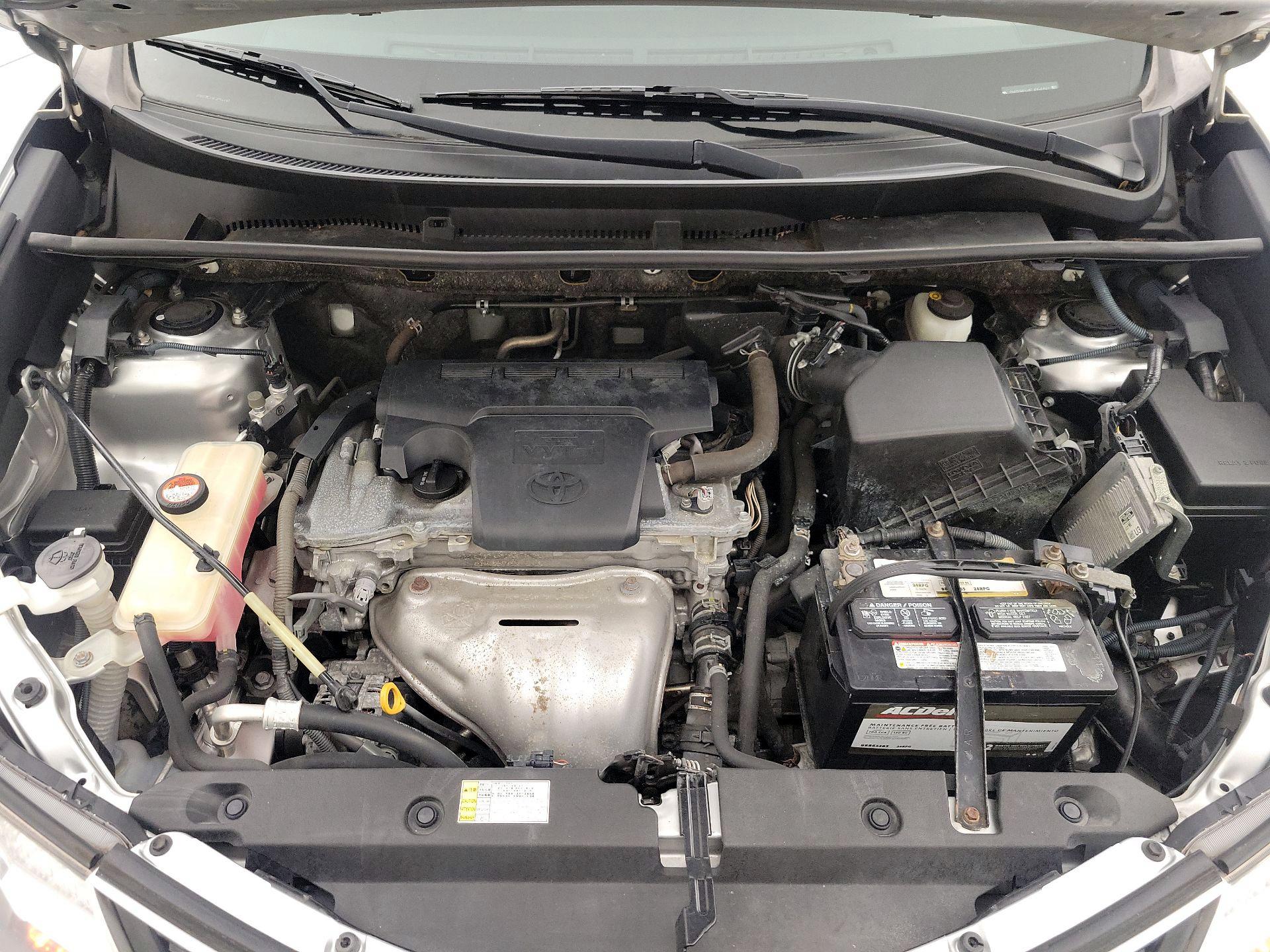 Thumbnail: 2015 Toyota RAV4 - 20