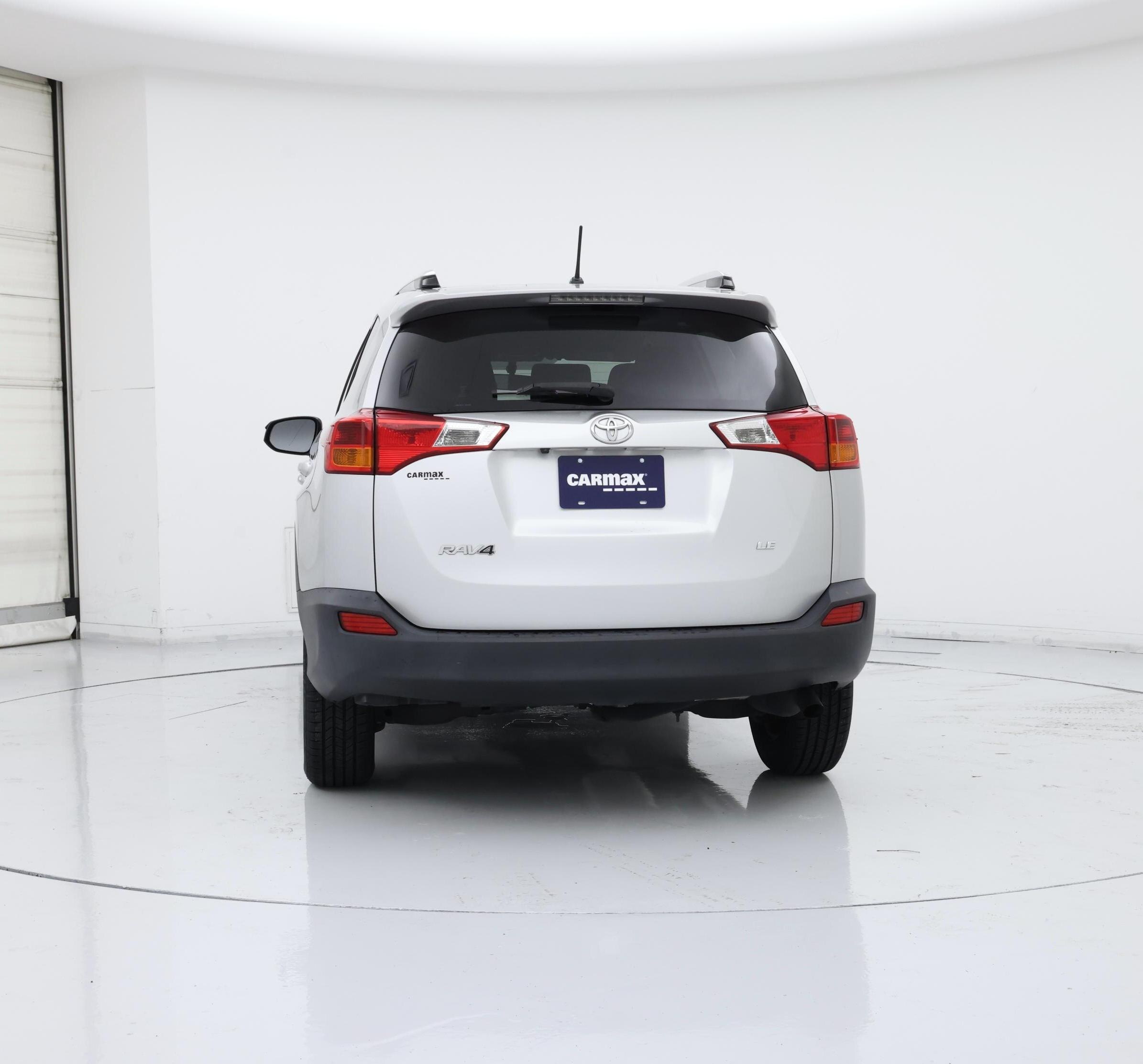Thumbnail: 2015 Toyota RAV4 - 6