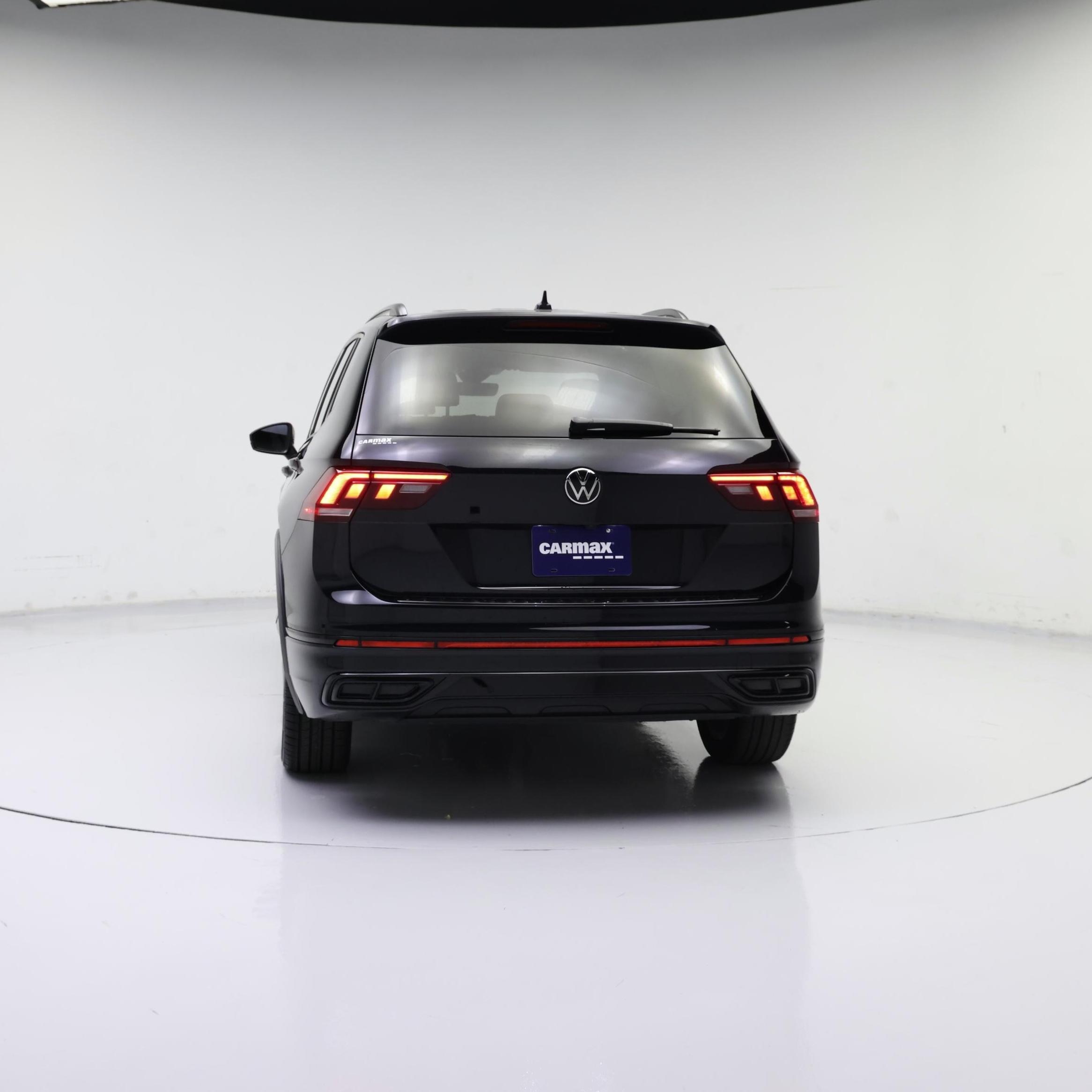 Thumbnail: 2022 Volkswagen Tiguan - 6