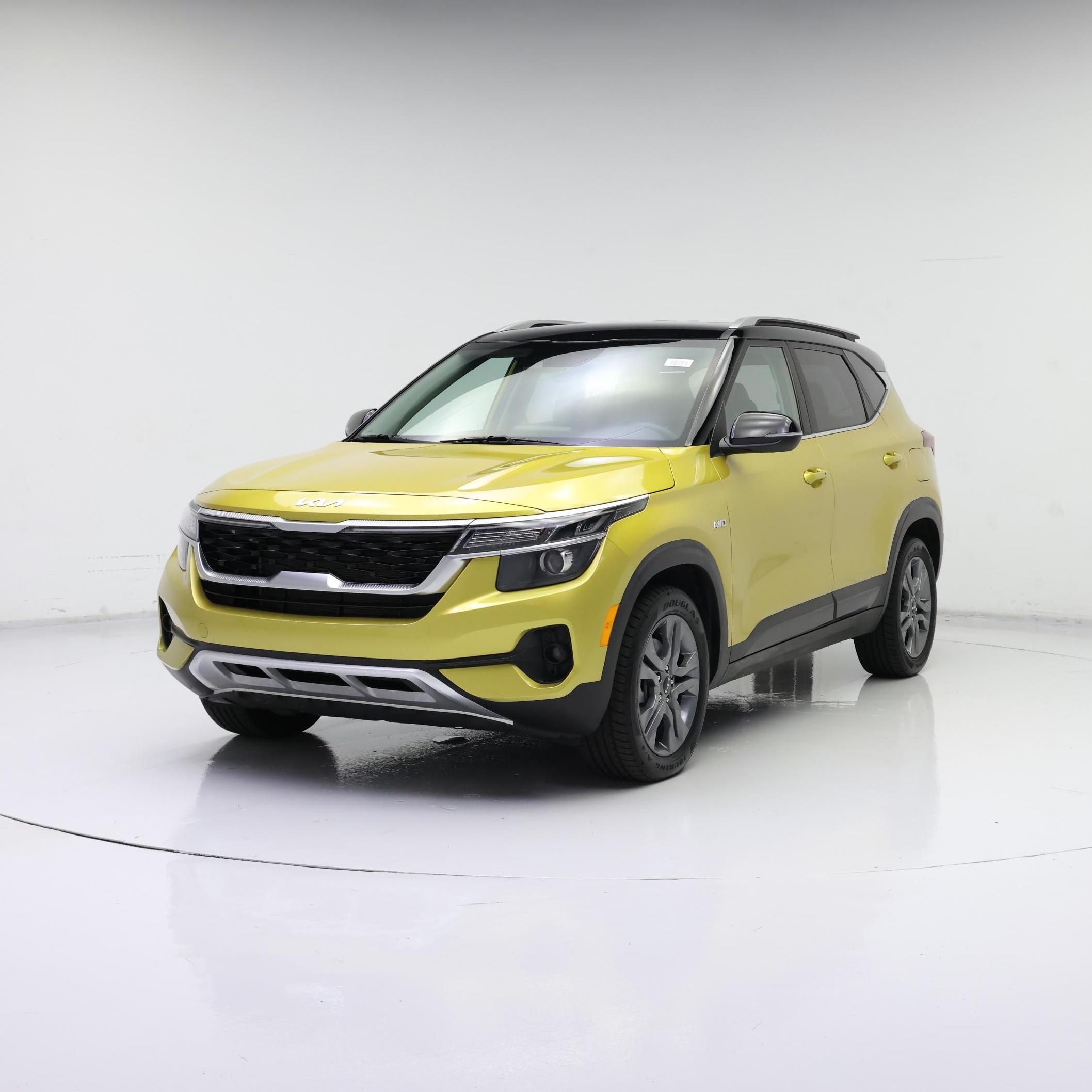 Thumbnail: 2022 Kia Seltos - 4