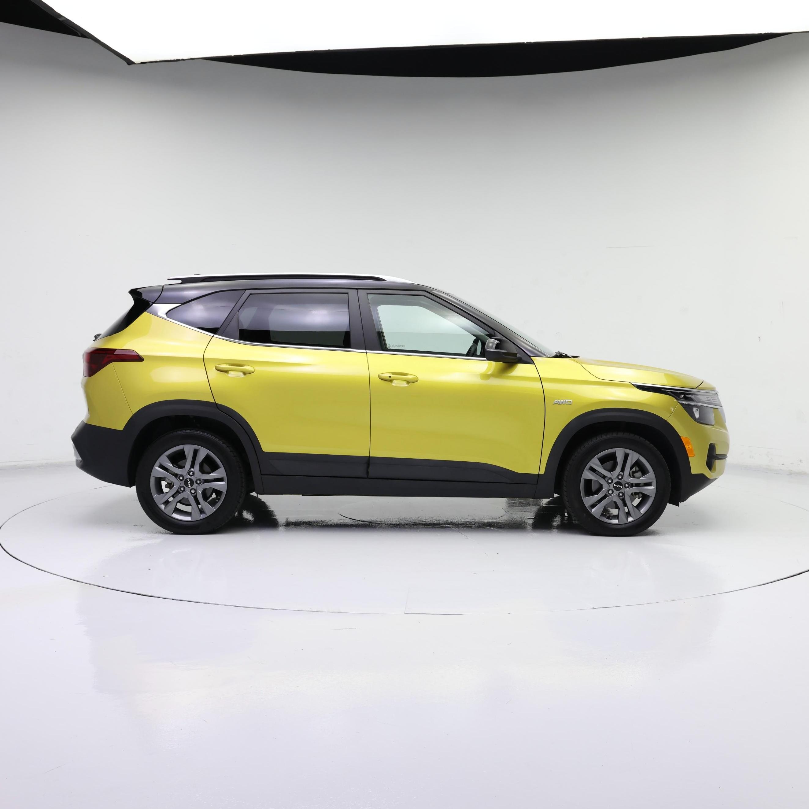 Thumbnail: 2022 Kia Seltos - 7