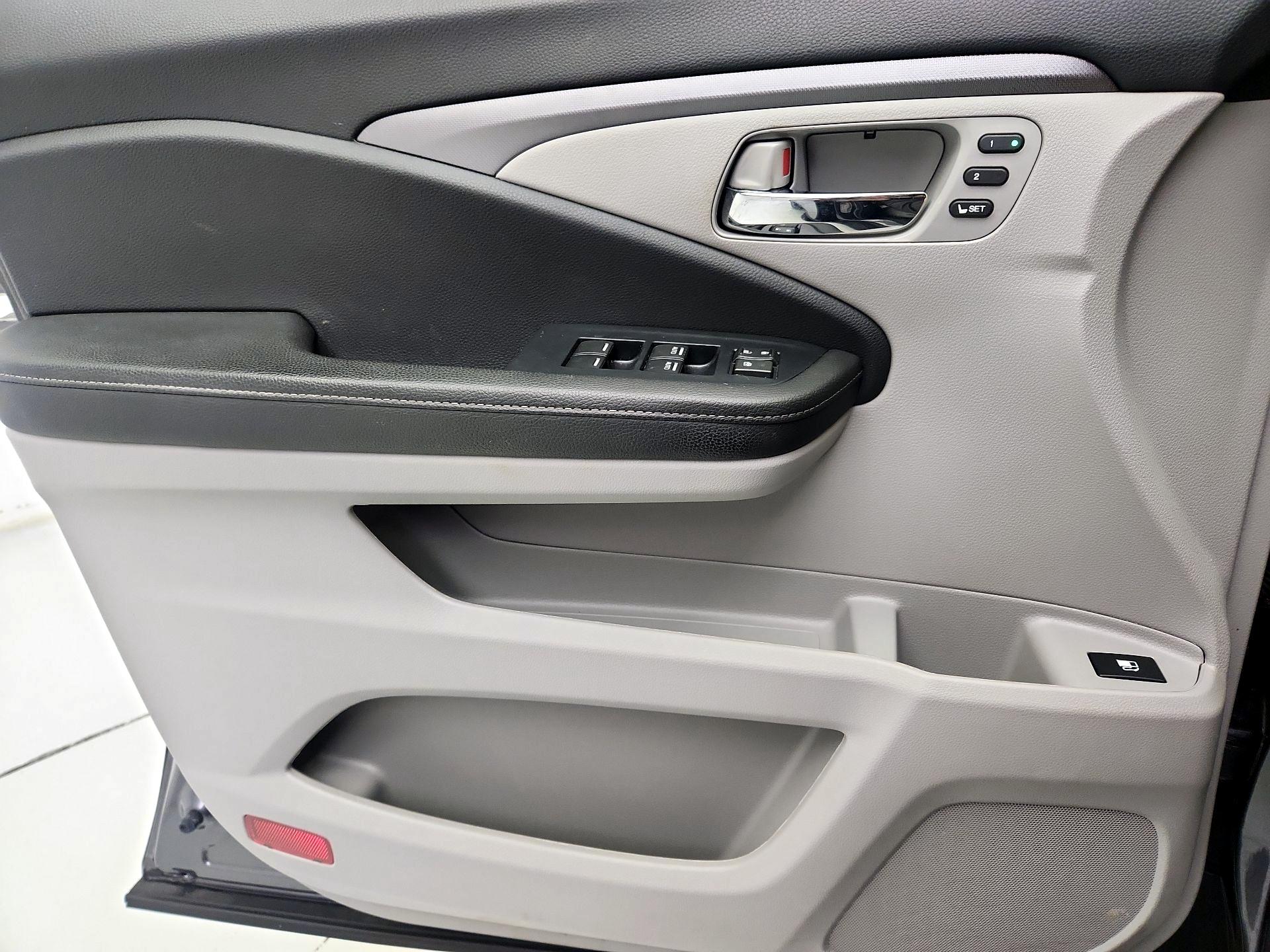 Thumbnail: 2023 Honda Ridgeline - 12