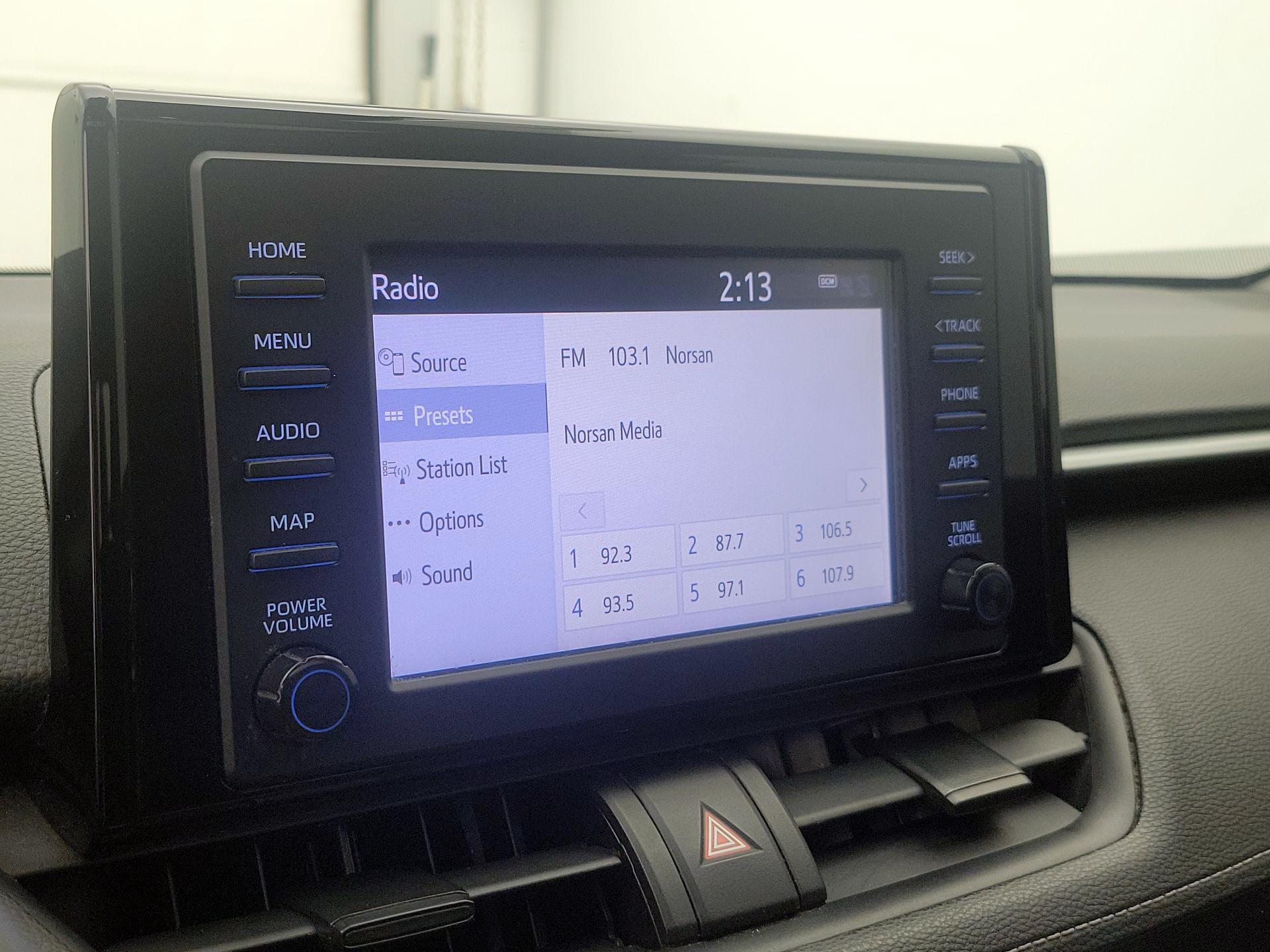 Thumbnail: 2019 Toyota RAV4 - 15