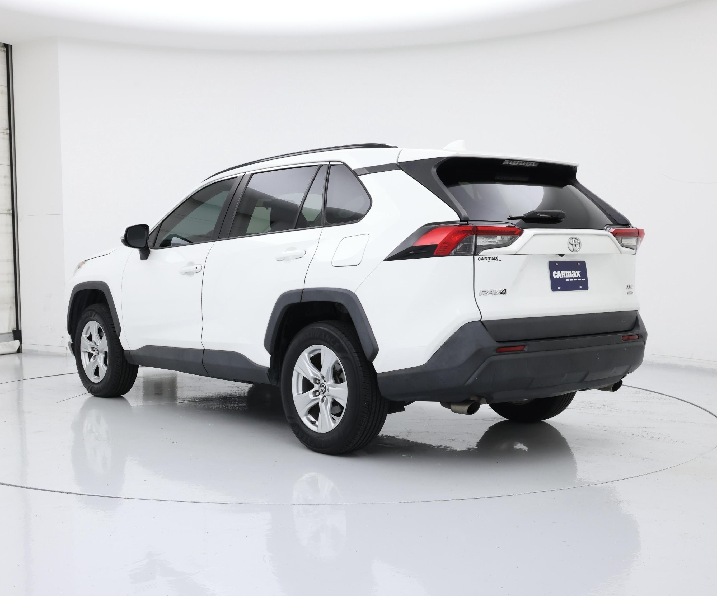 Thumbnail: 2019 Toyota RAV4 - 2