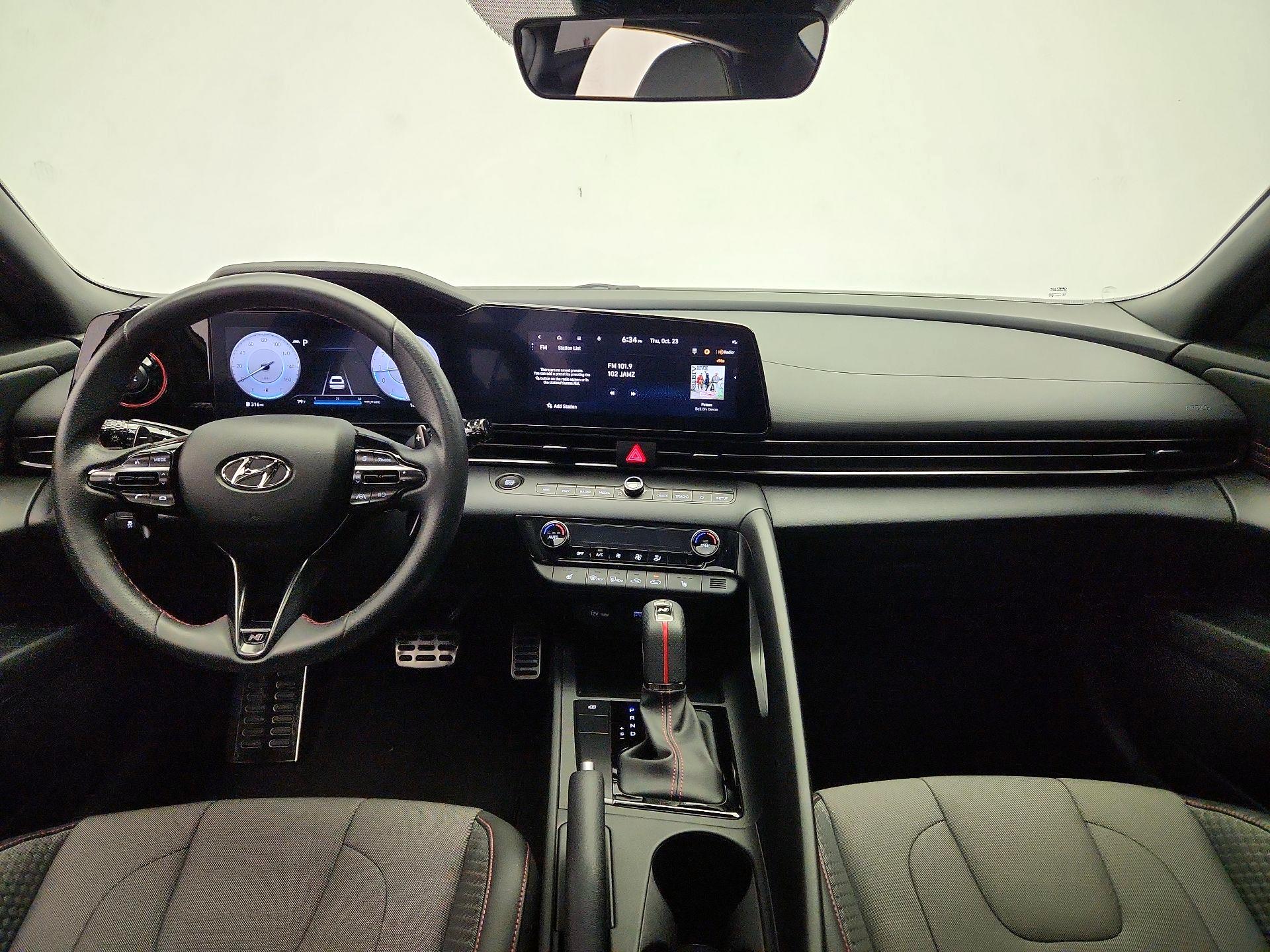 Thumbnail: 2023 Hyundai Elantra - 9