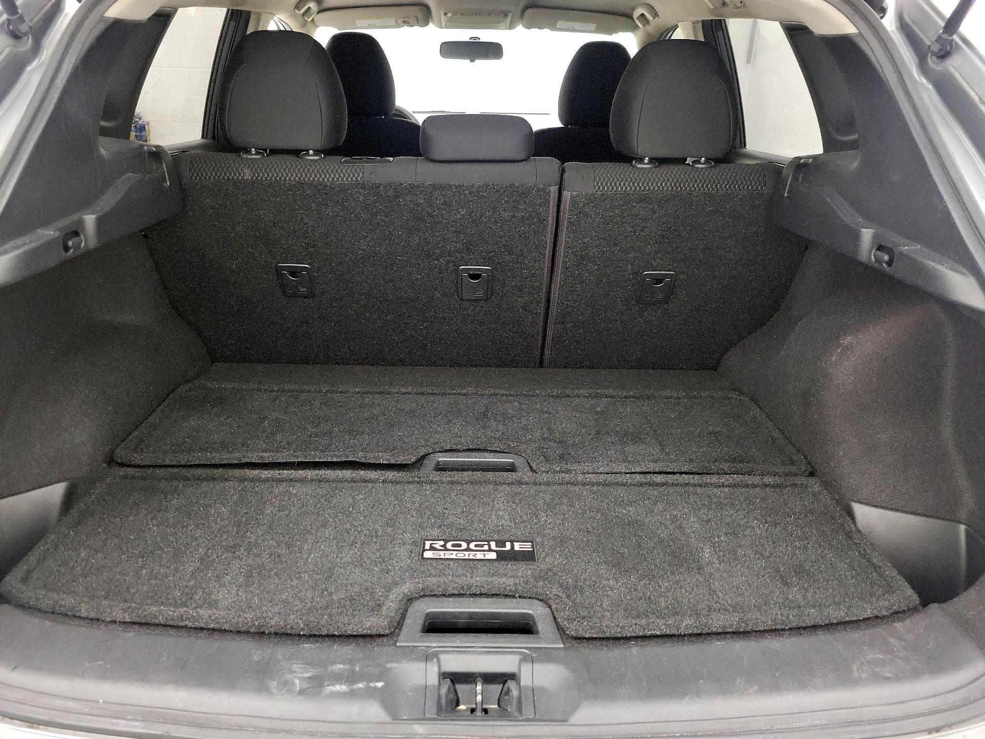 Thumbnail: 2019 Nissan Rogue Sport - 20