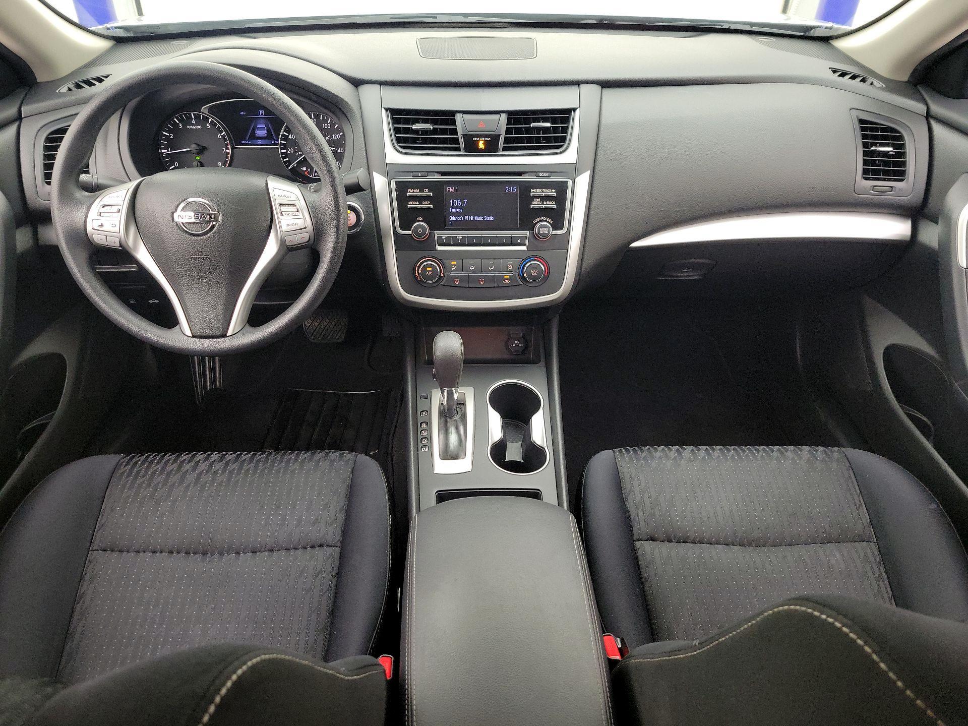 Thumbnail: 2018 Nissan Altima - 9