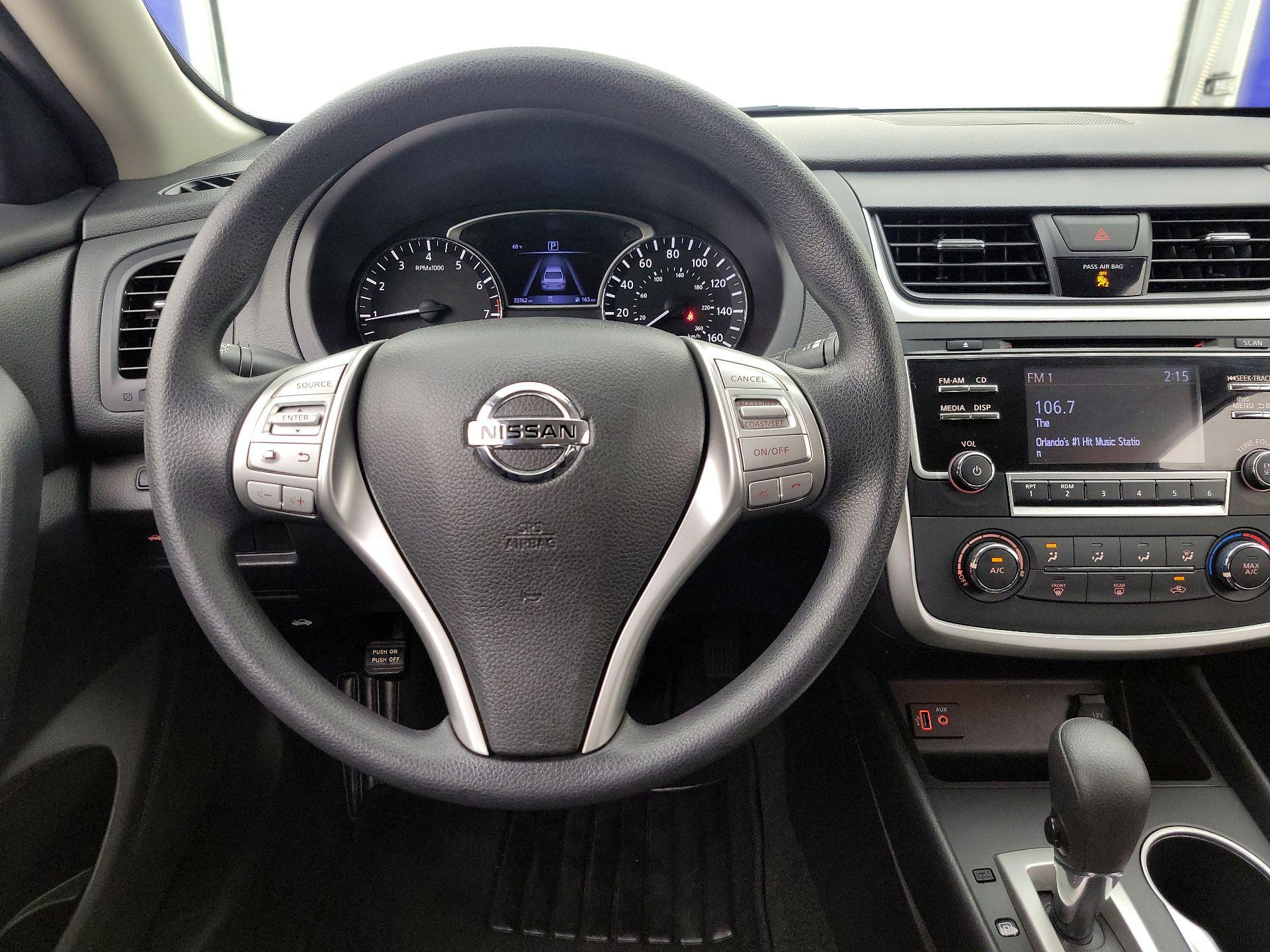 Thumbnail: 2018 Nissan Altima - 10