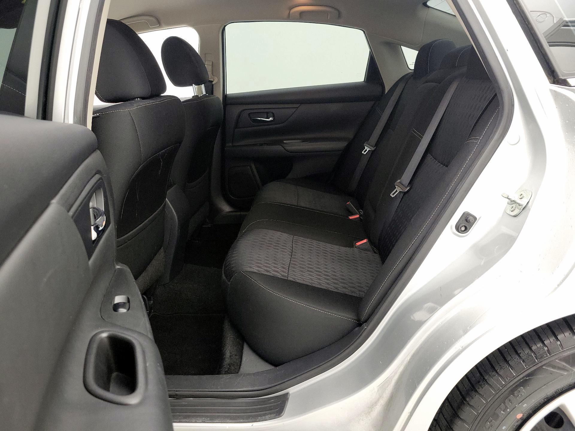 Thumbnail: 2018 Nissan Altima - 19