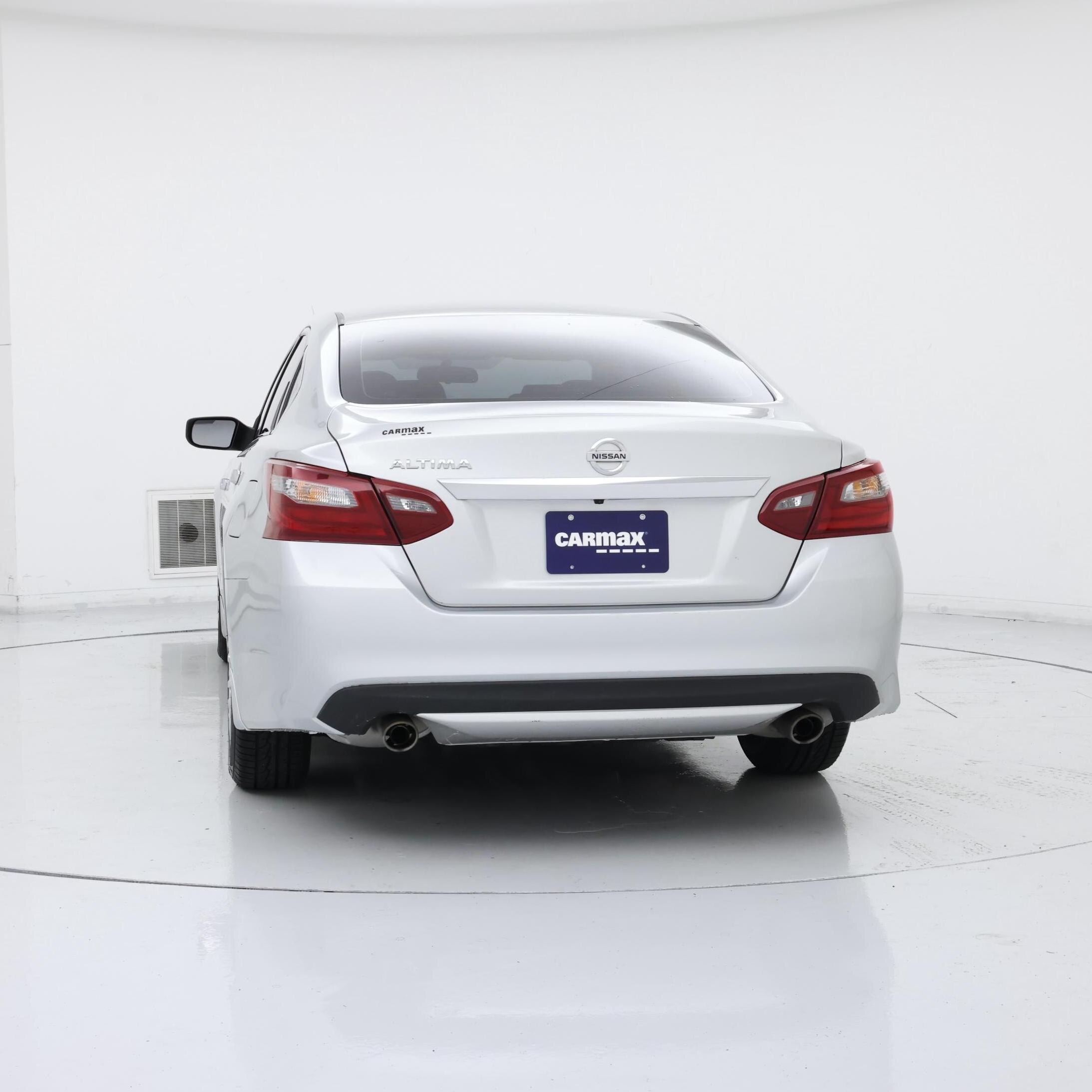 Thumbnail: 2018 Nissan Altima - 6