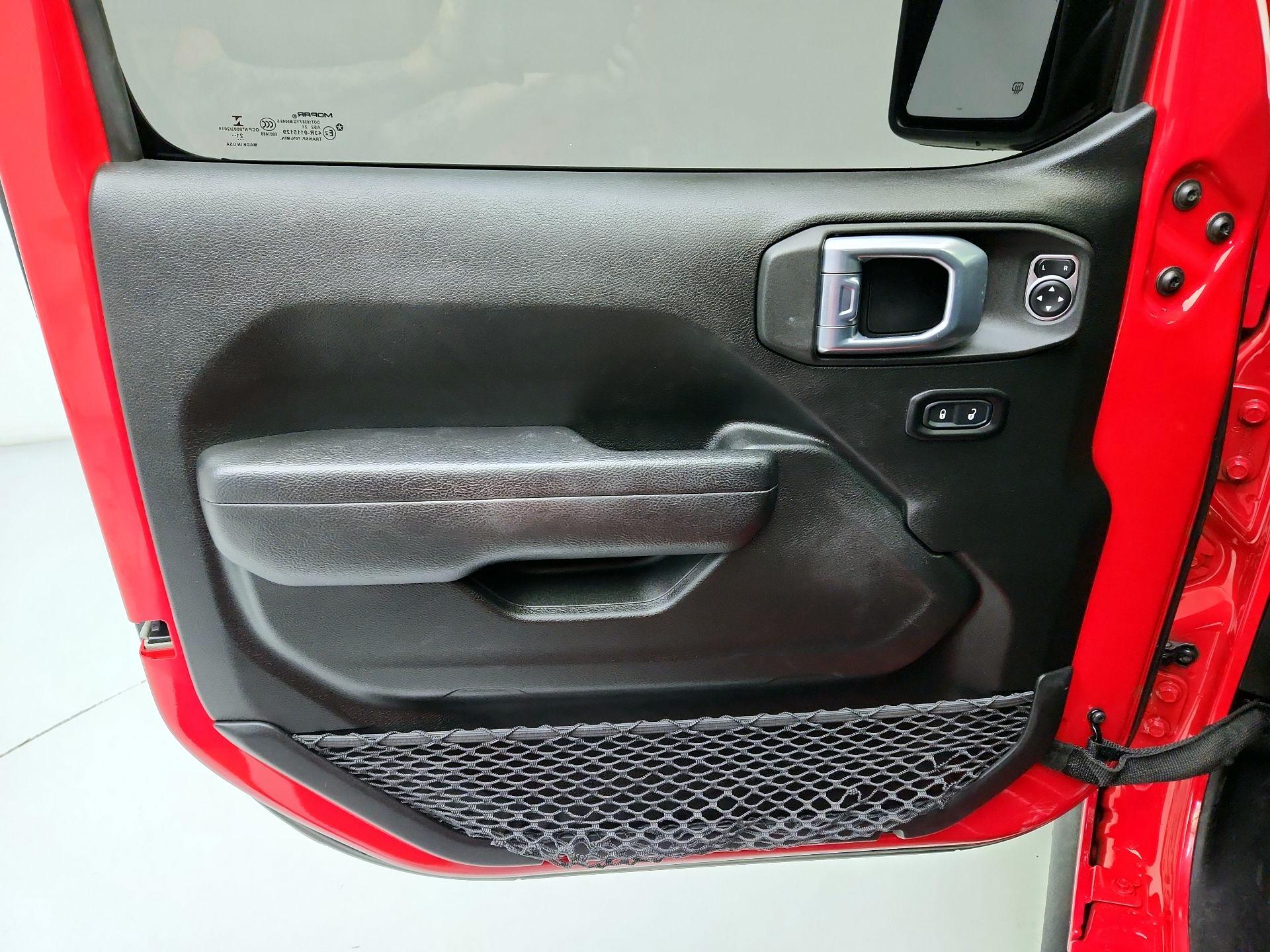 Thumbnail: 2021 Jeep Wrangler - 12