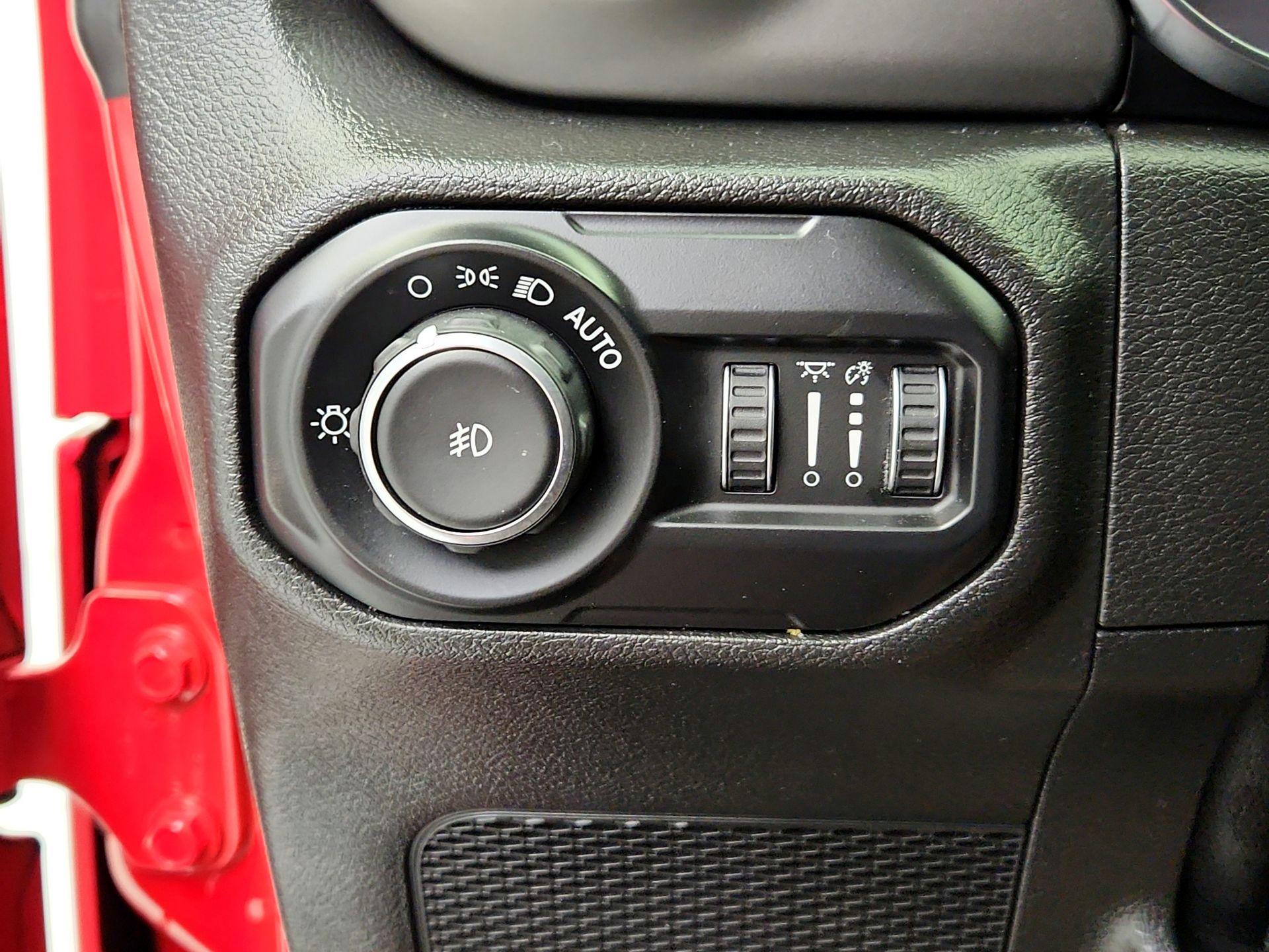 Thumbnail: 2021 Jeep Wrangler - 13