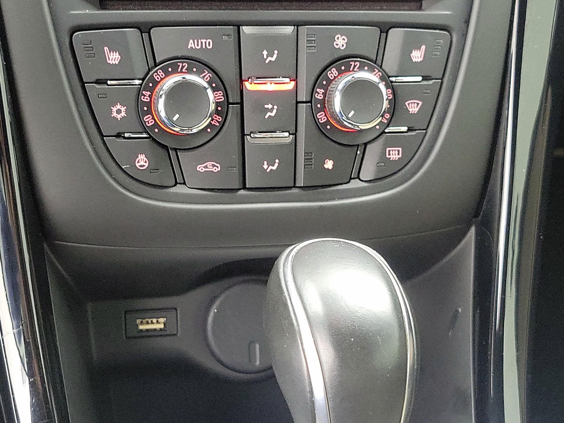 Thumbnail: 2018 Buick Cascada - 17