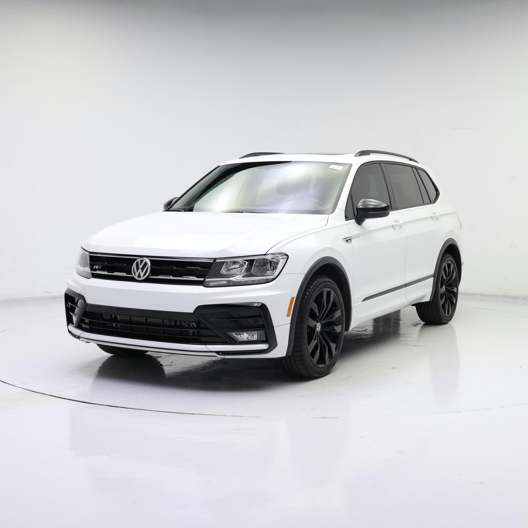 Thumbnail: 2021 Volkswagen Tiguan - 4