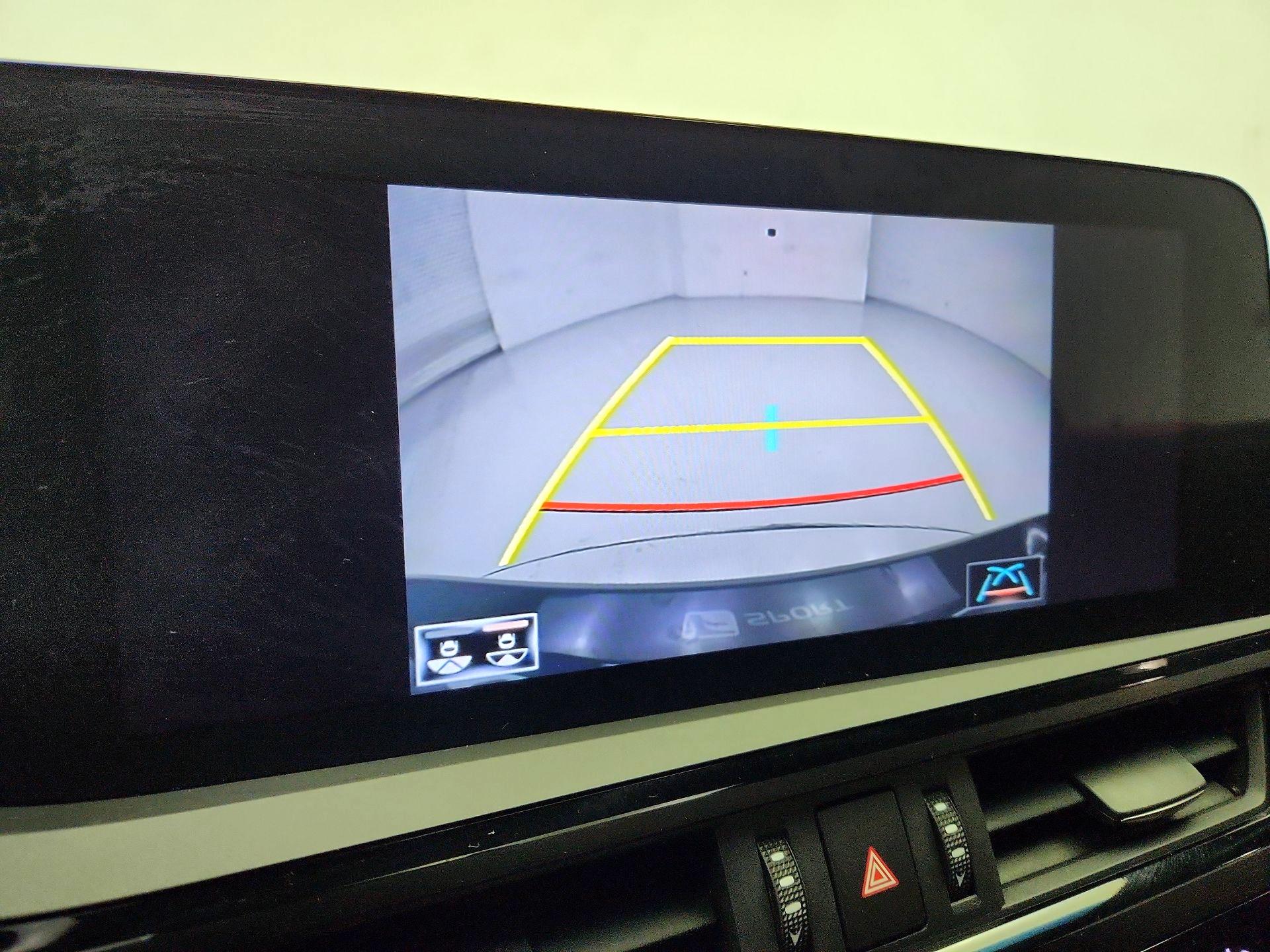 Thumbnail: 2022 Lexus ES - 15