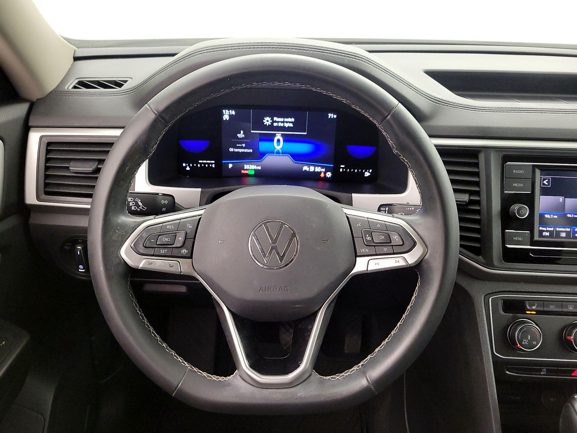 Thumbnail: 2022 Volkswagen Atlas - 10