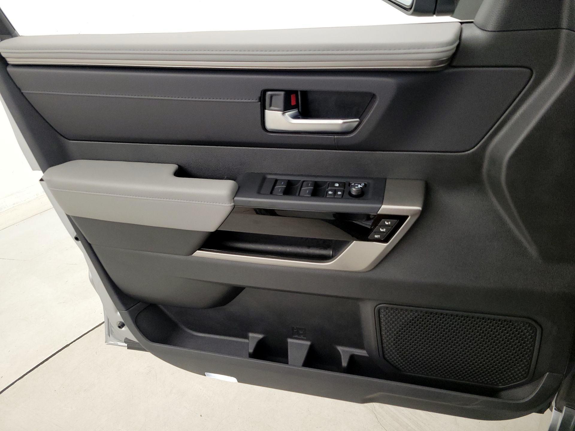 Thumbnail: 2025 Toyota Sequoia - 12