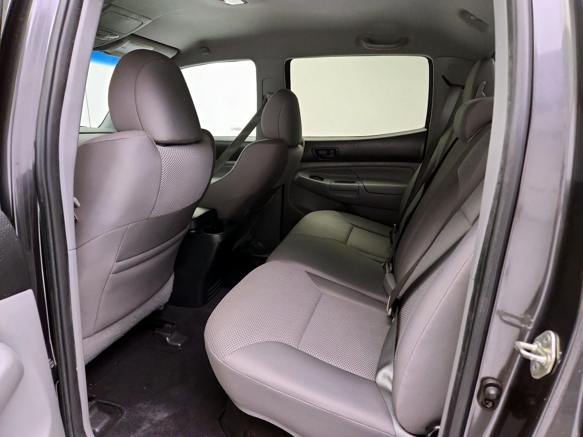 Thumbnail: 2014 Toyota Tacoma - 20