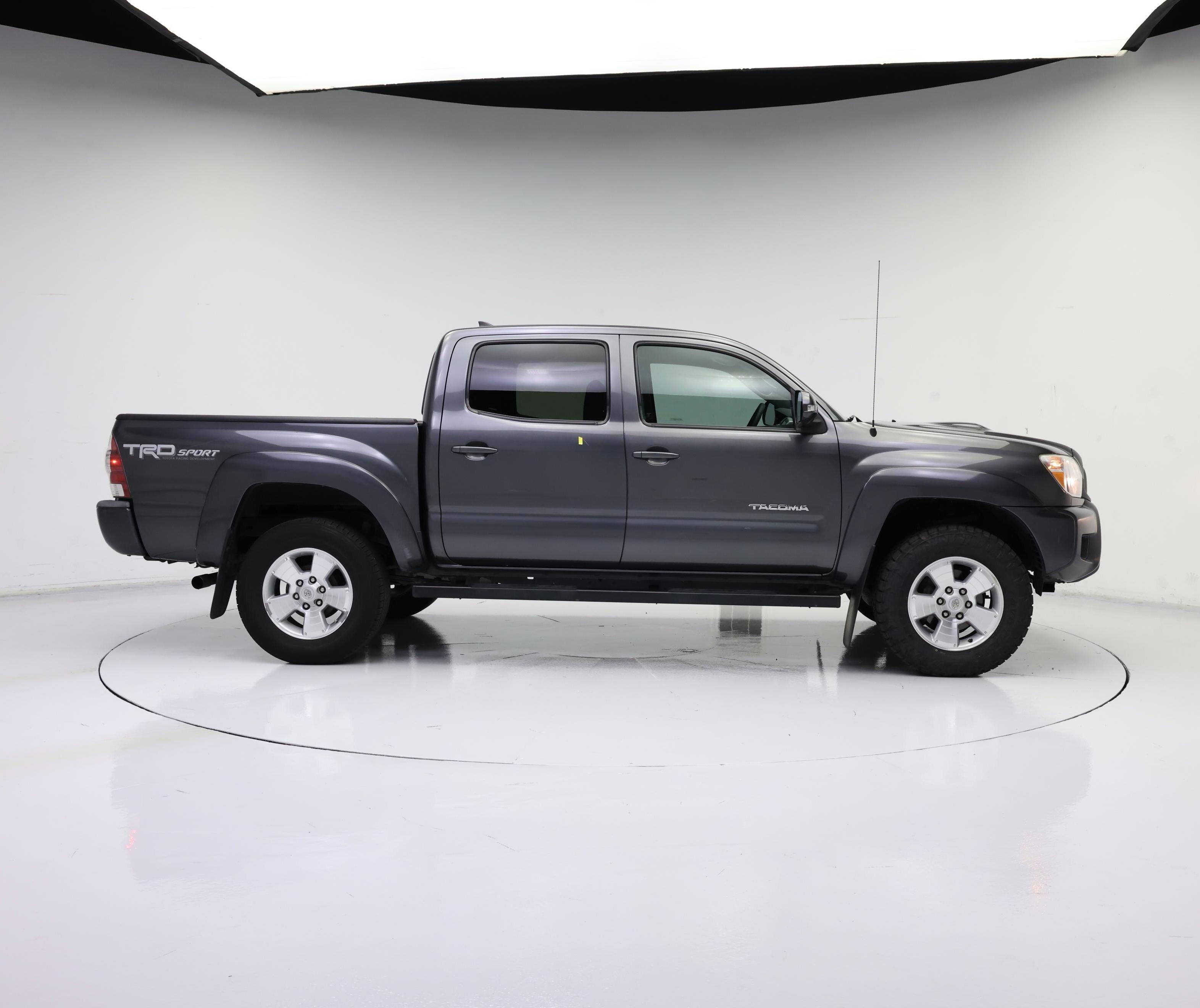 Thumbnail: 2014 Toyota Tacoma - 7