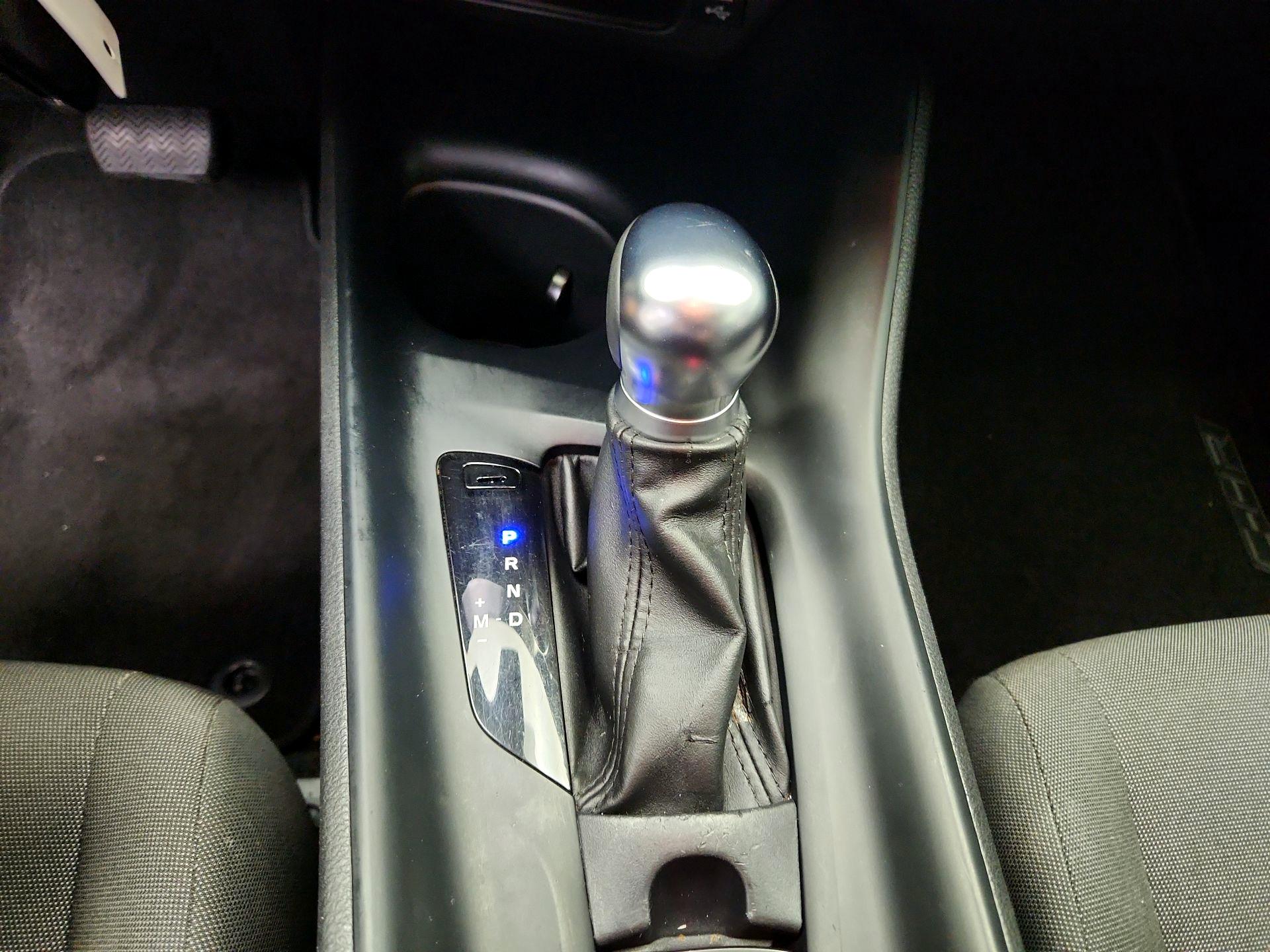 Thumbnail: 2020 Toyota C-HR - 17