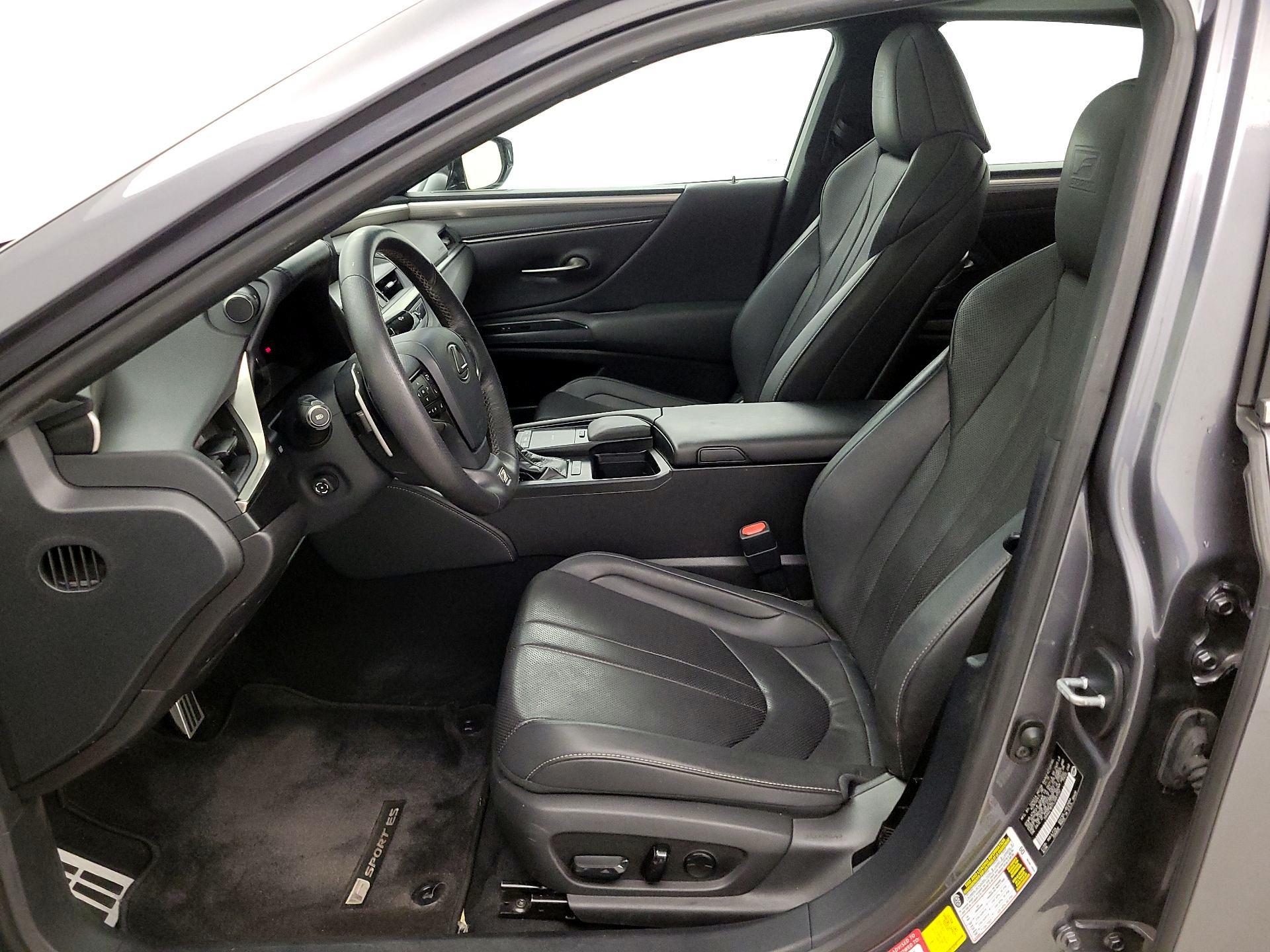 Thumbnail: 2020 Lexus ES - 11