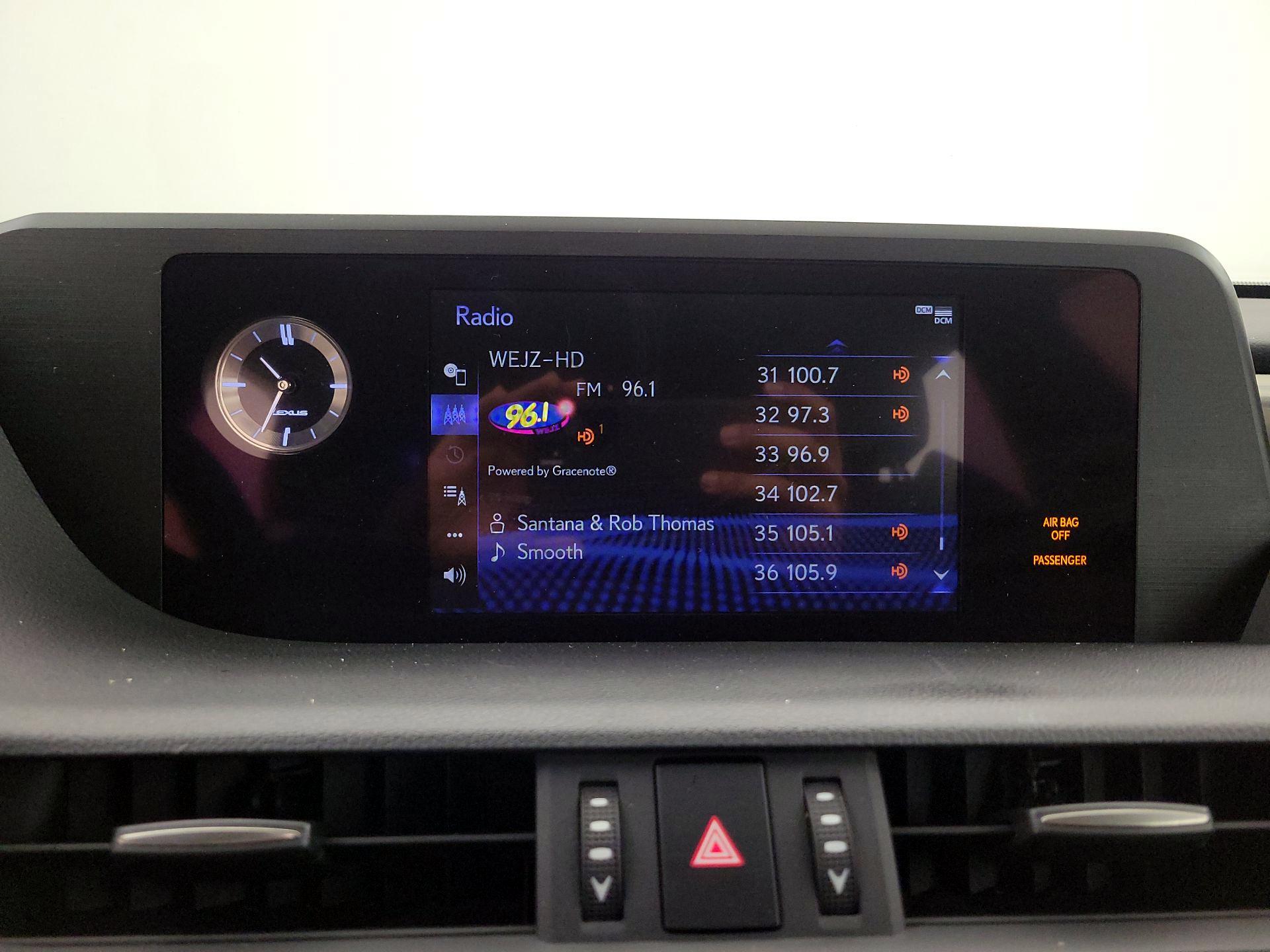 Thumbnail: 2020 Lexus ES - 15