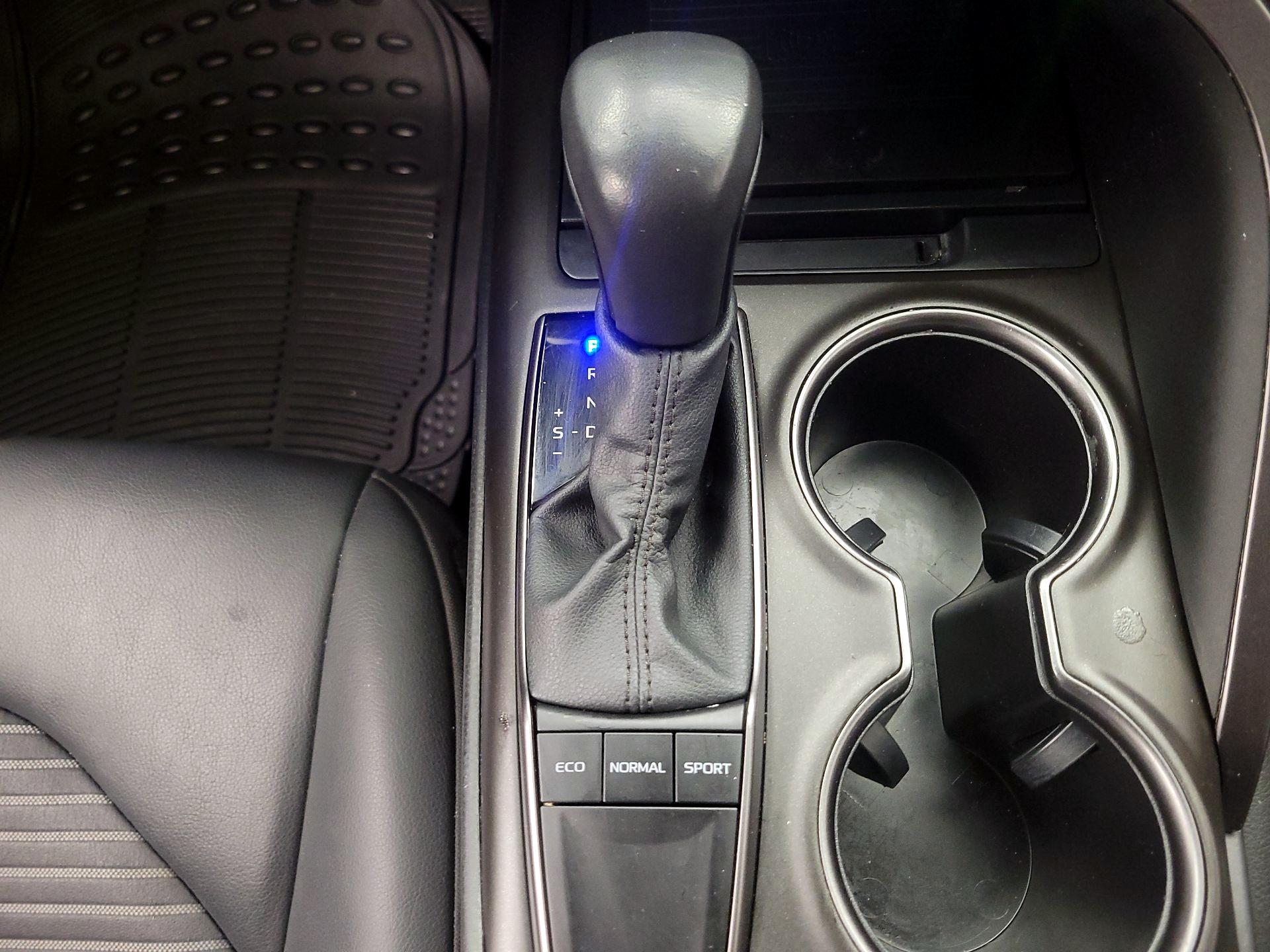 Thumbnail: 2024 Toyota Camry - 17