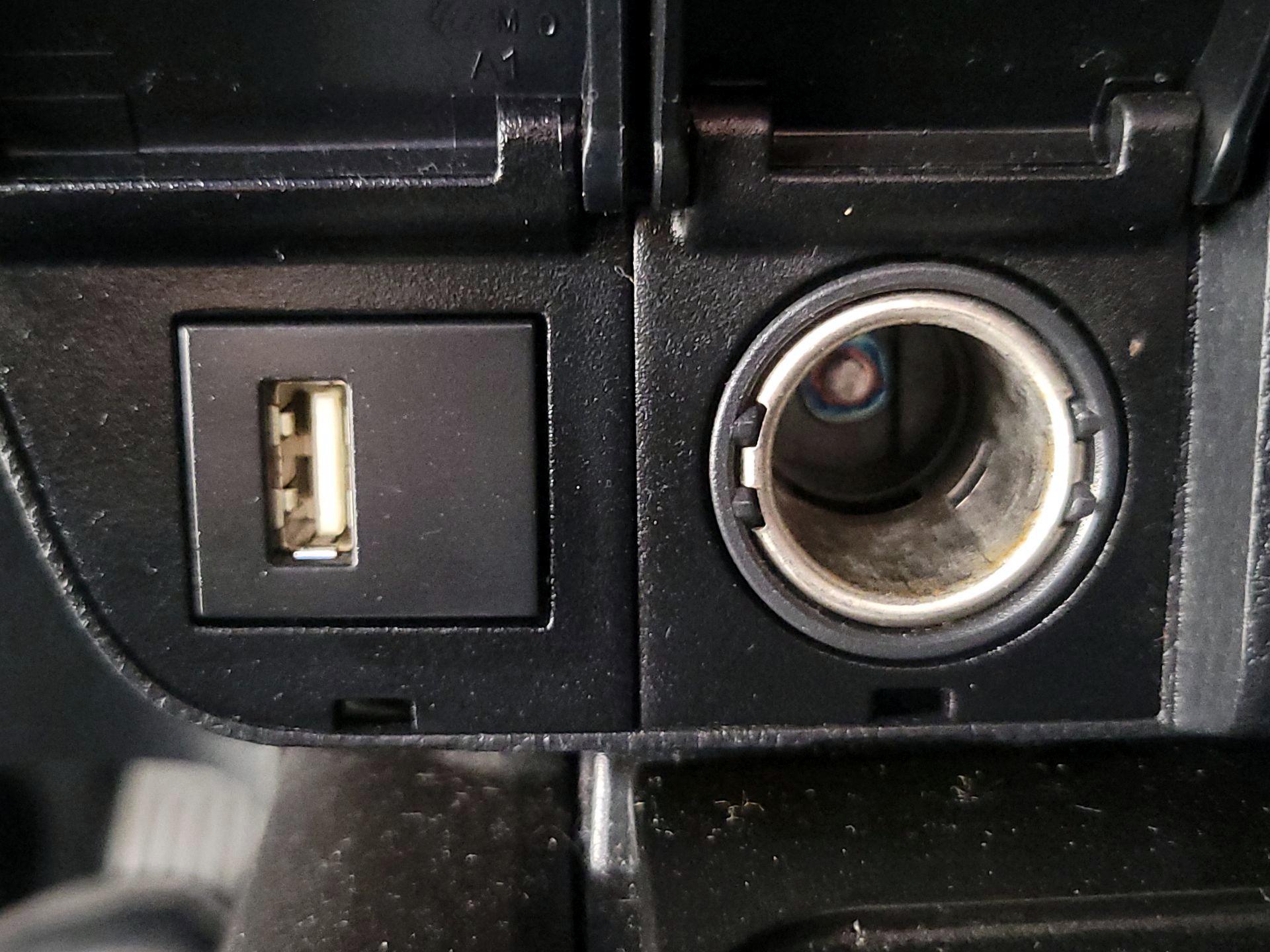 Thumbnail: 2024 Toyota Camry - 18