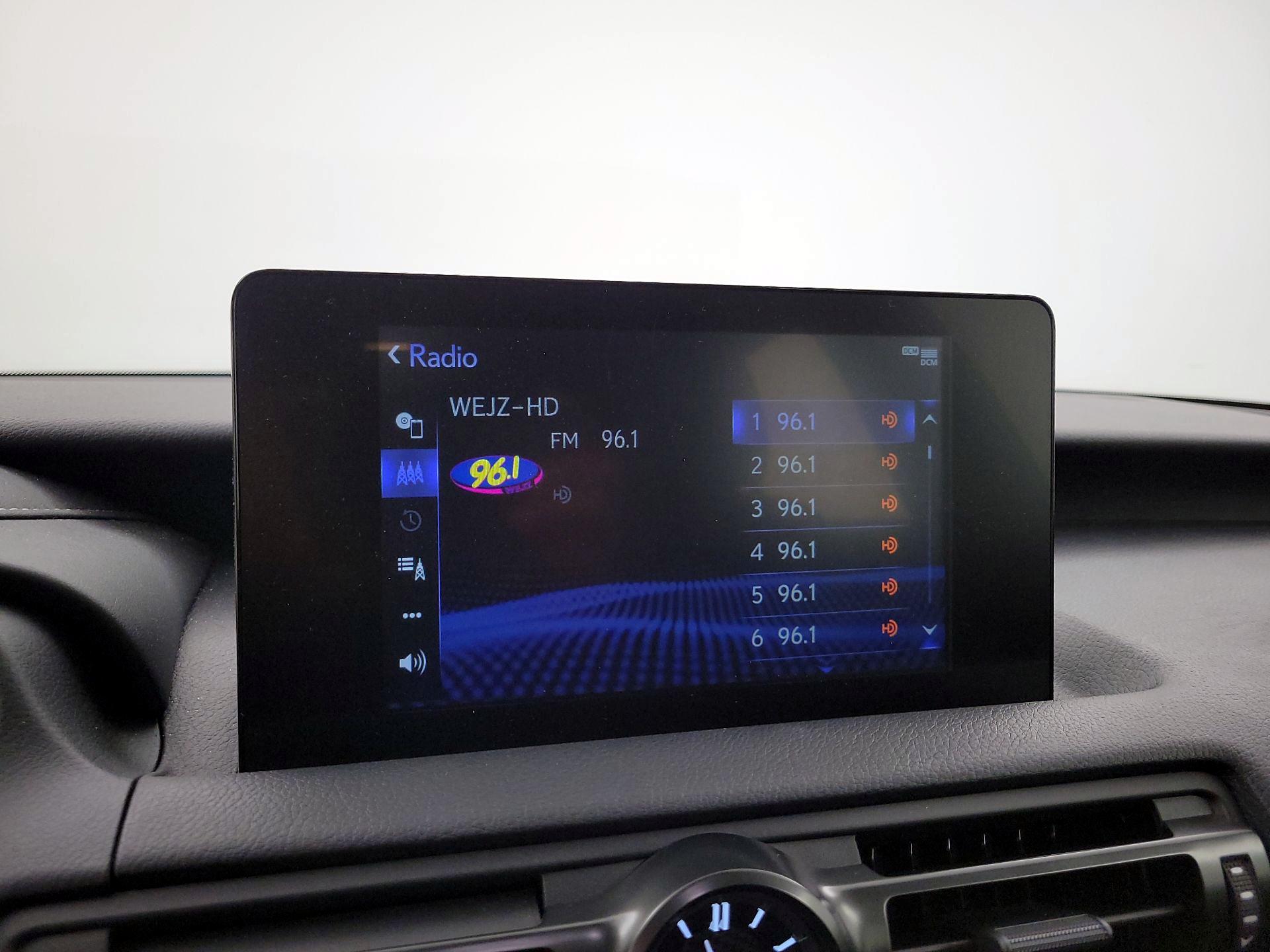 Thumbnail: 2023 Lexus IS - 15